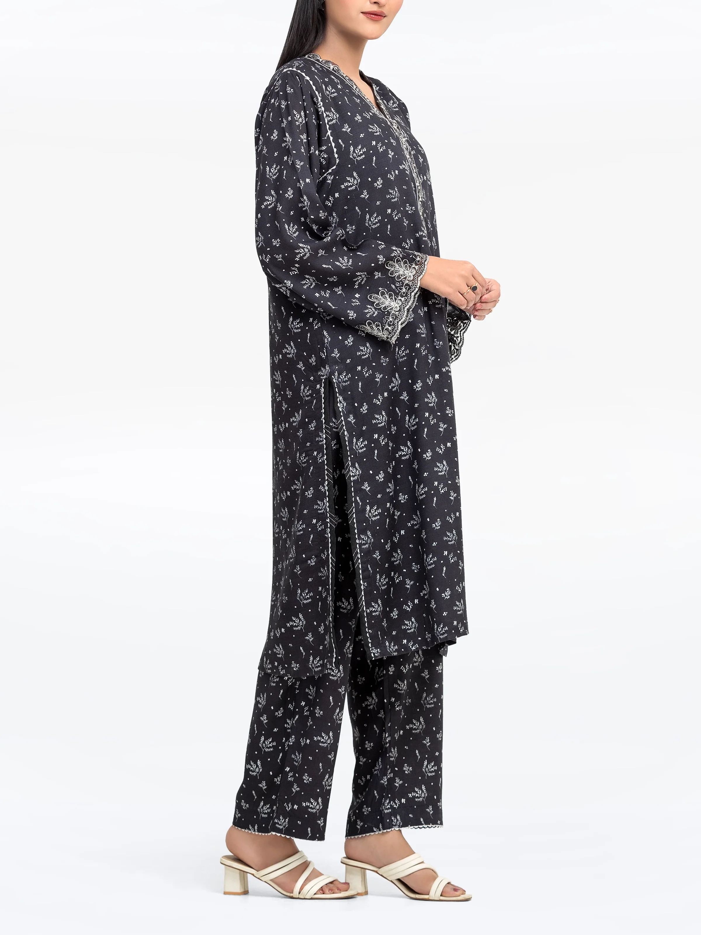 Pret Embroidered Raw Silk Co-Ord Set - EWTKE24-81511ST - Image 4