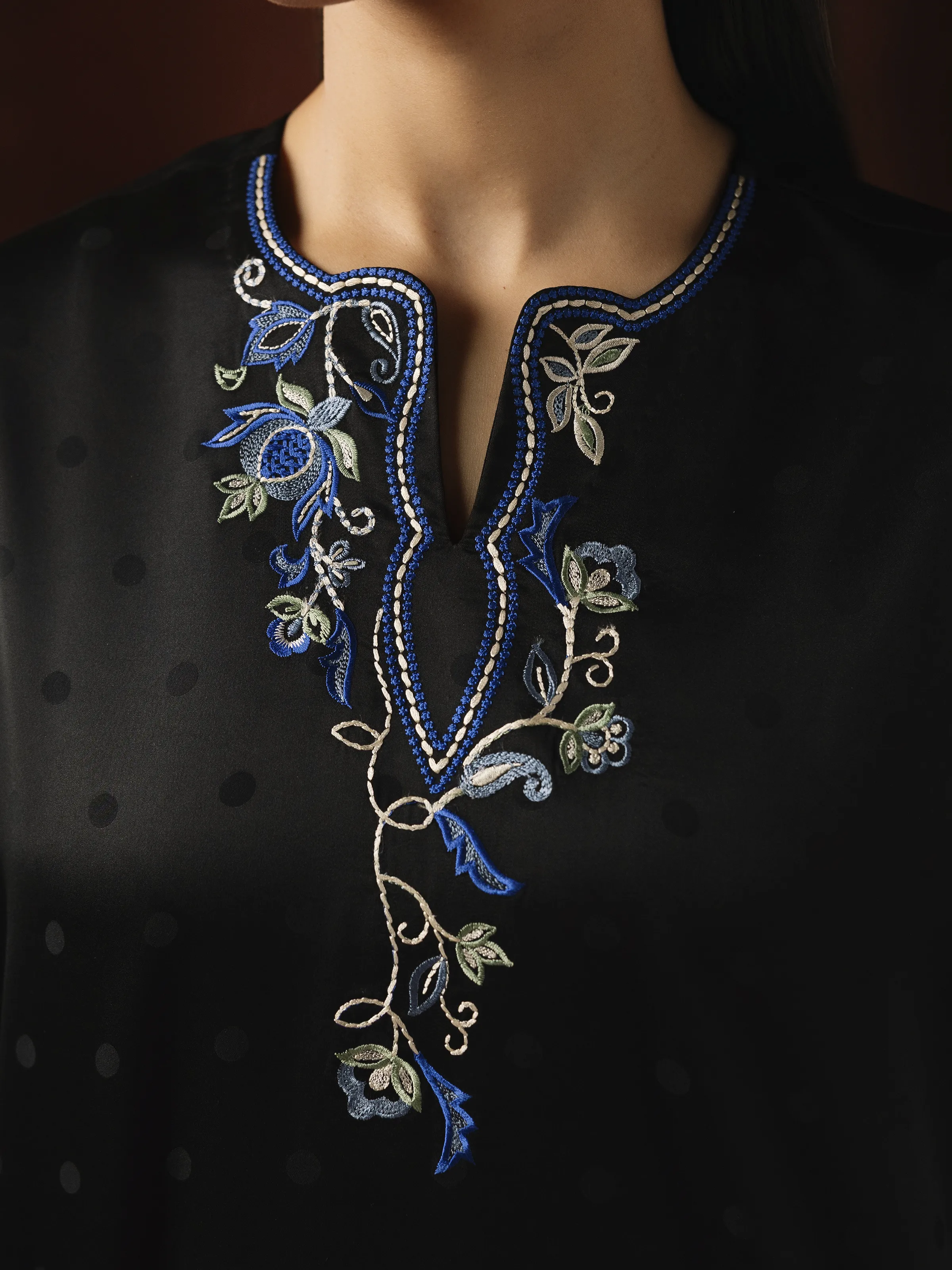 Pret Embroidered Satin Co-Ord Set - EWTKED6-86156ST - Image 4