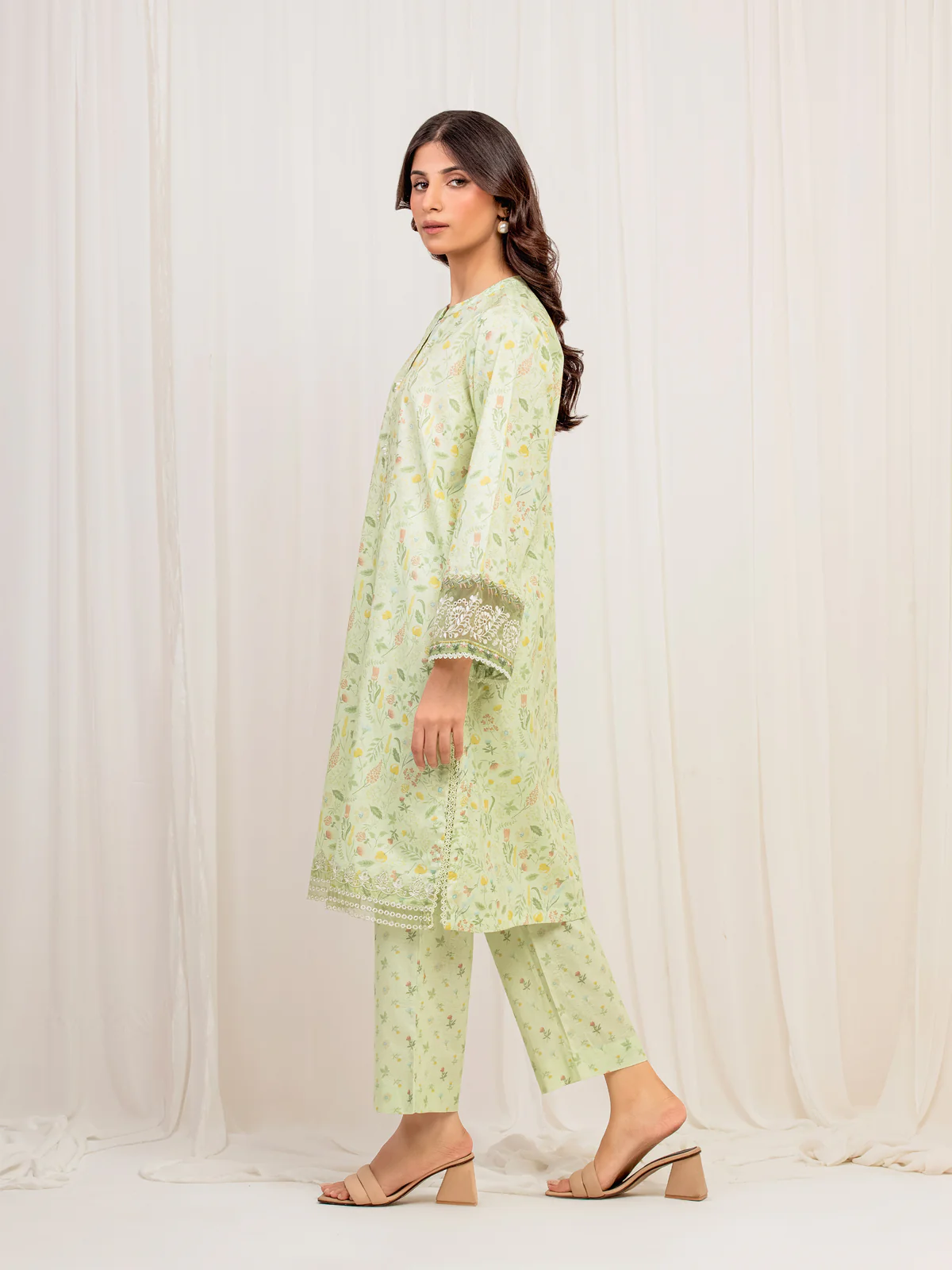 Pret Embroidered Self Jacquard Co-Ord Set - EWTKE5-81689ST - Image 4