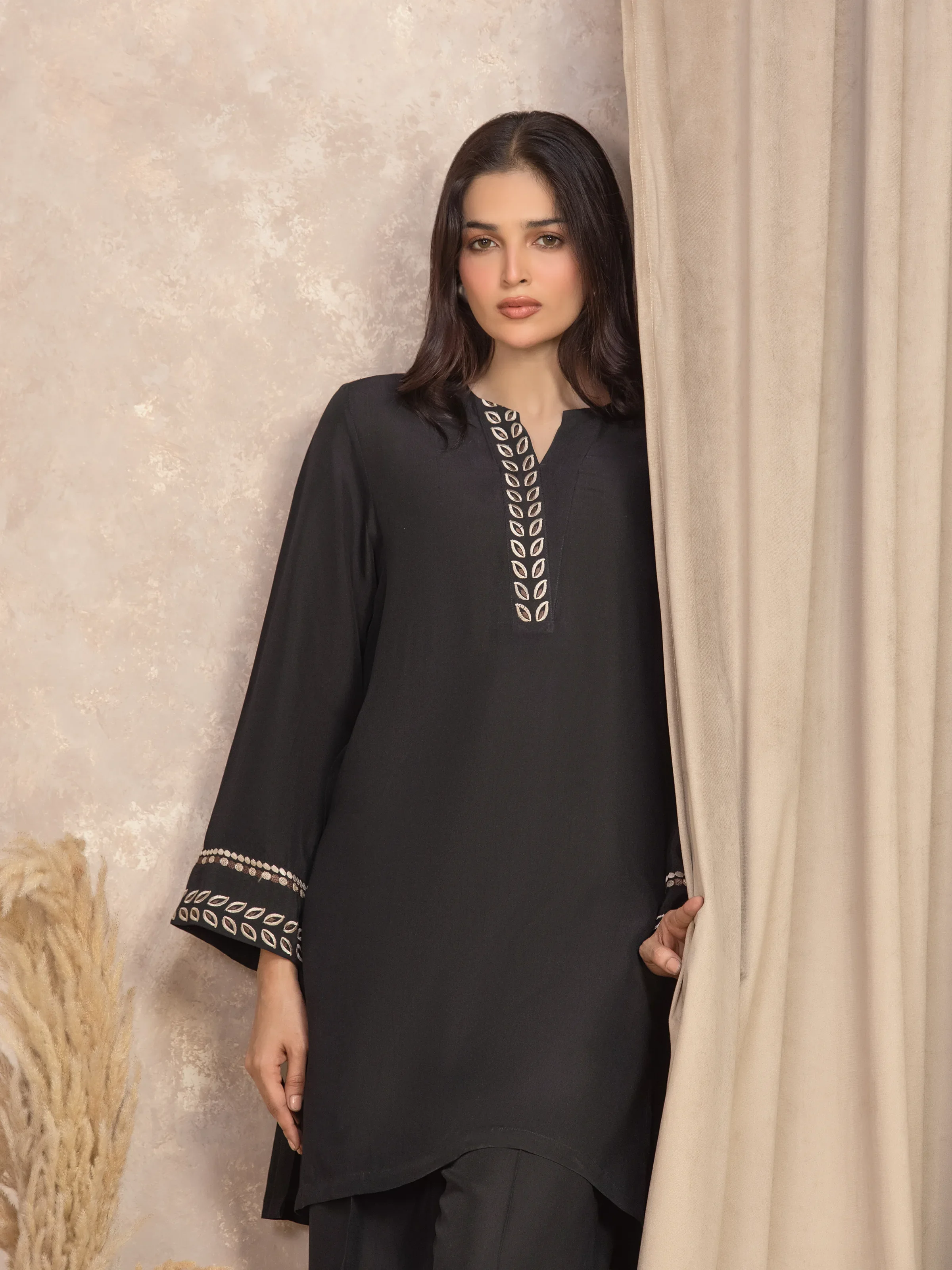 Pret Embroidered Viscose Co-Ord Set - EWTKED5-84067ST - Image 2