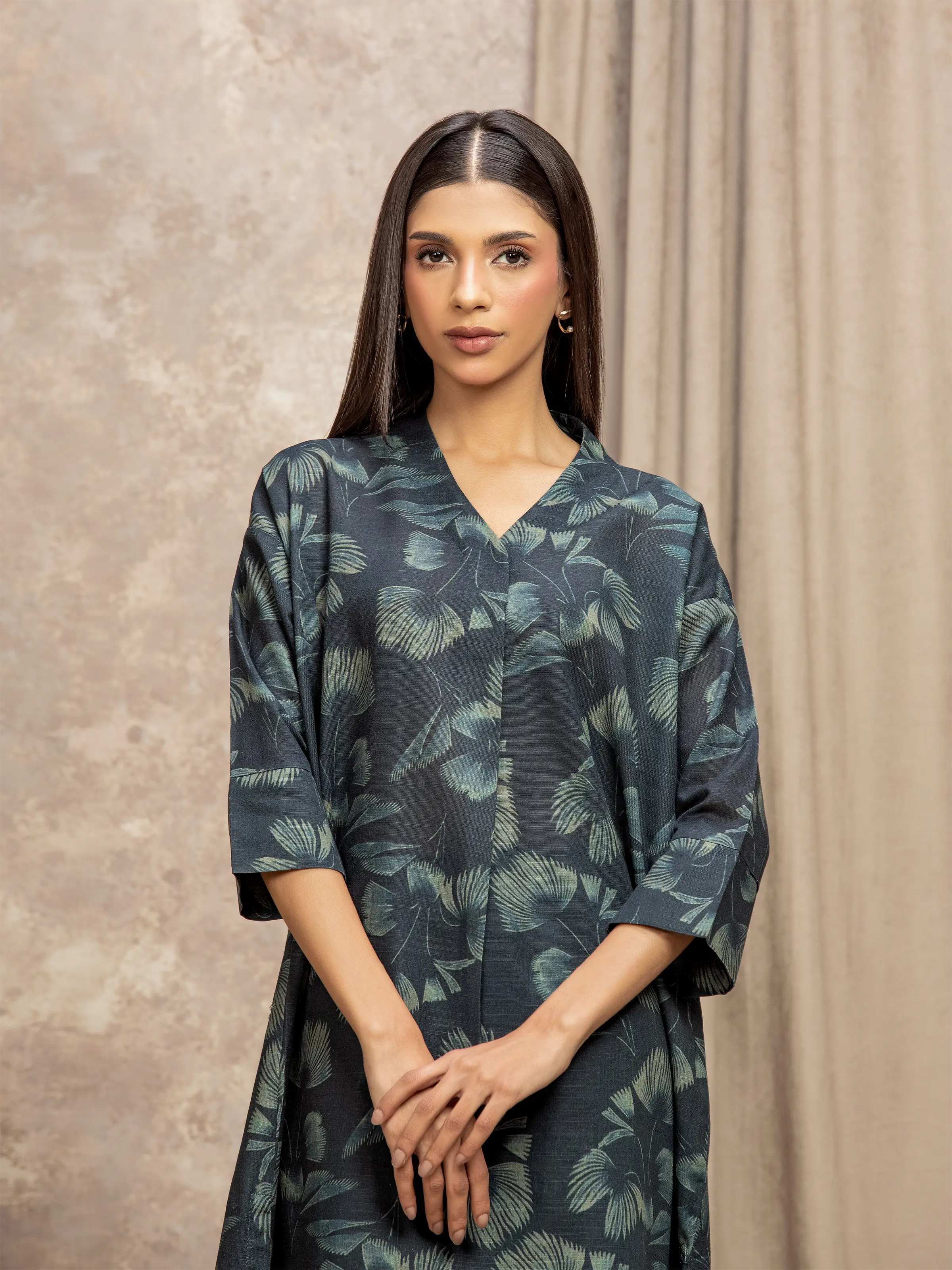 Pret Printed Khaddar Co-ord Set - EWTKP5-84025ST - Image 2