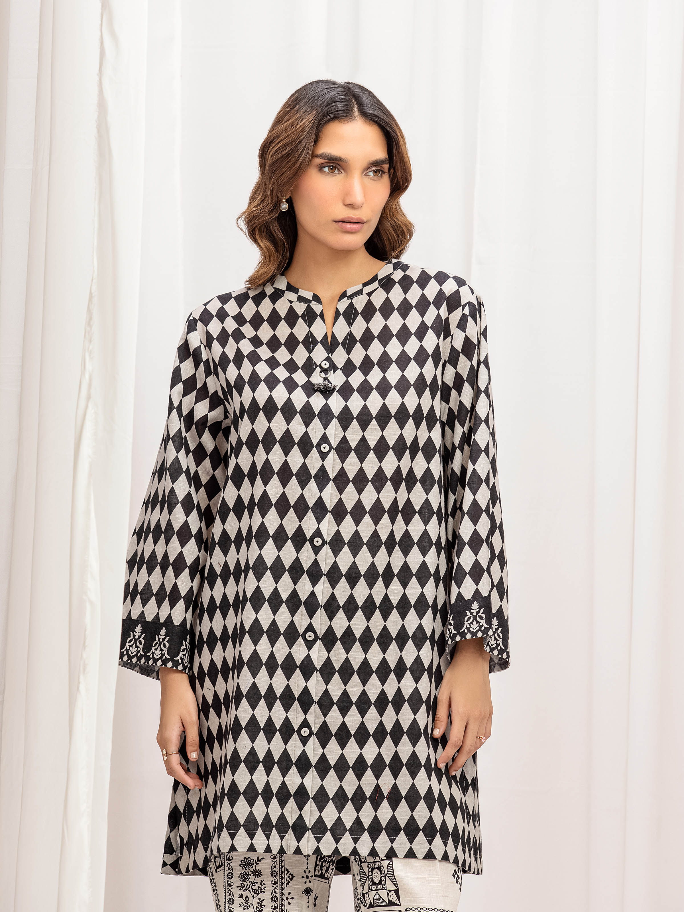 Pret Printed Khaddar Co-Ord Set - EWTKP5-84026ST - Image 2