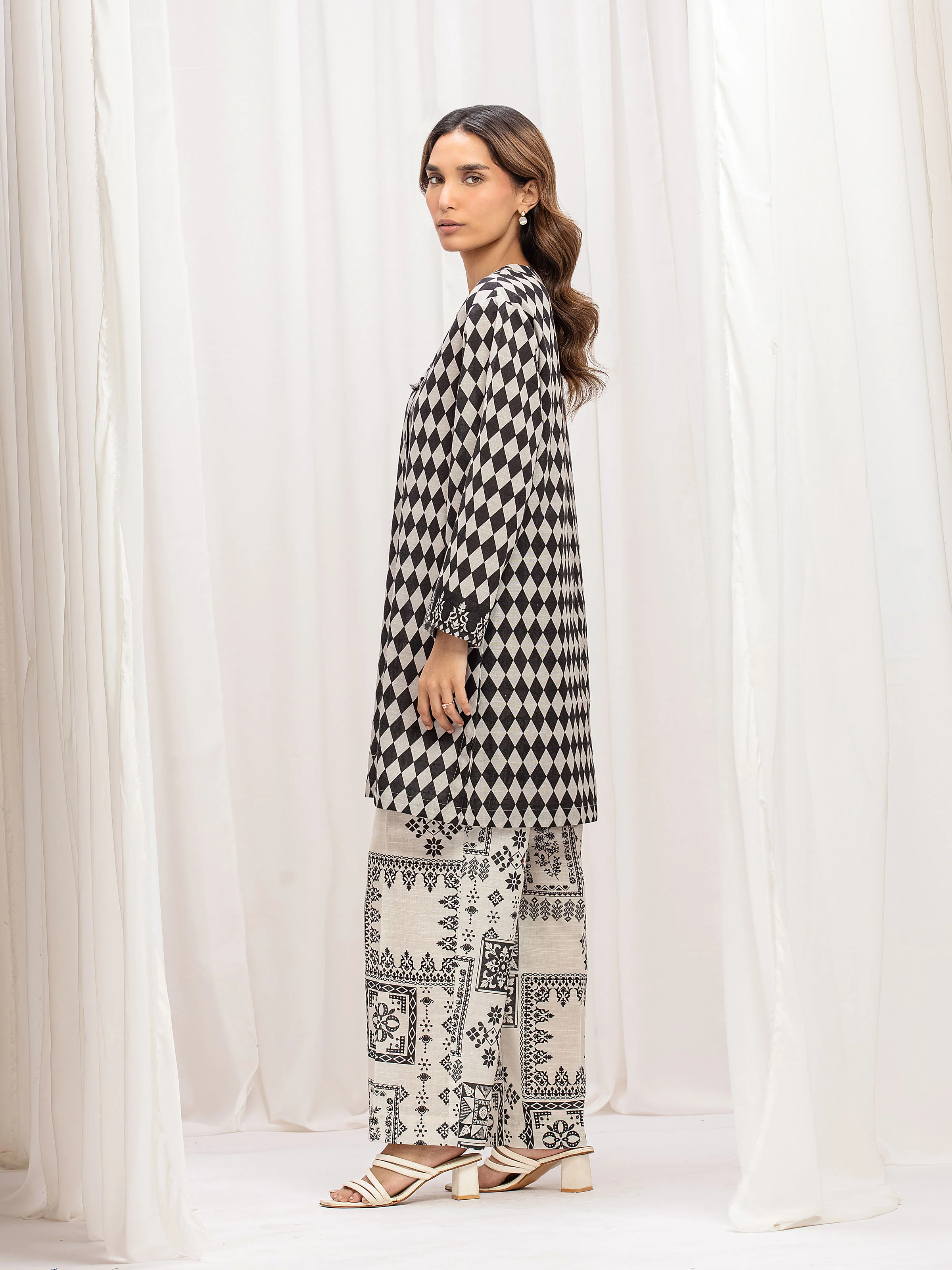 Pret Printed Khaddar Co-Ord Set - EWTKP5-84026ST - Image 5
