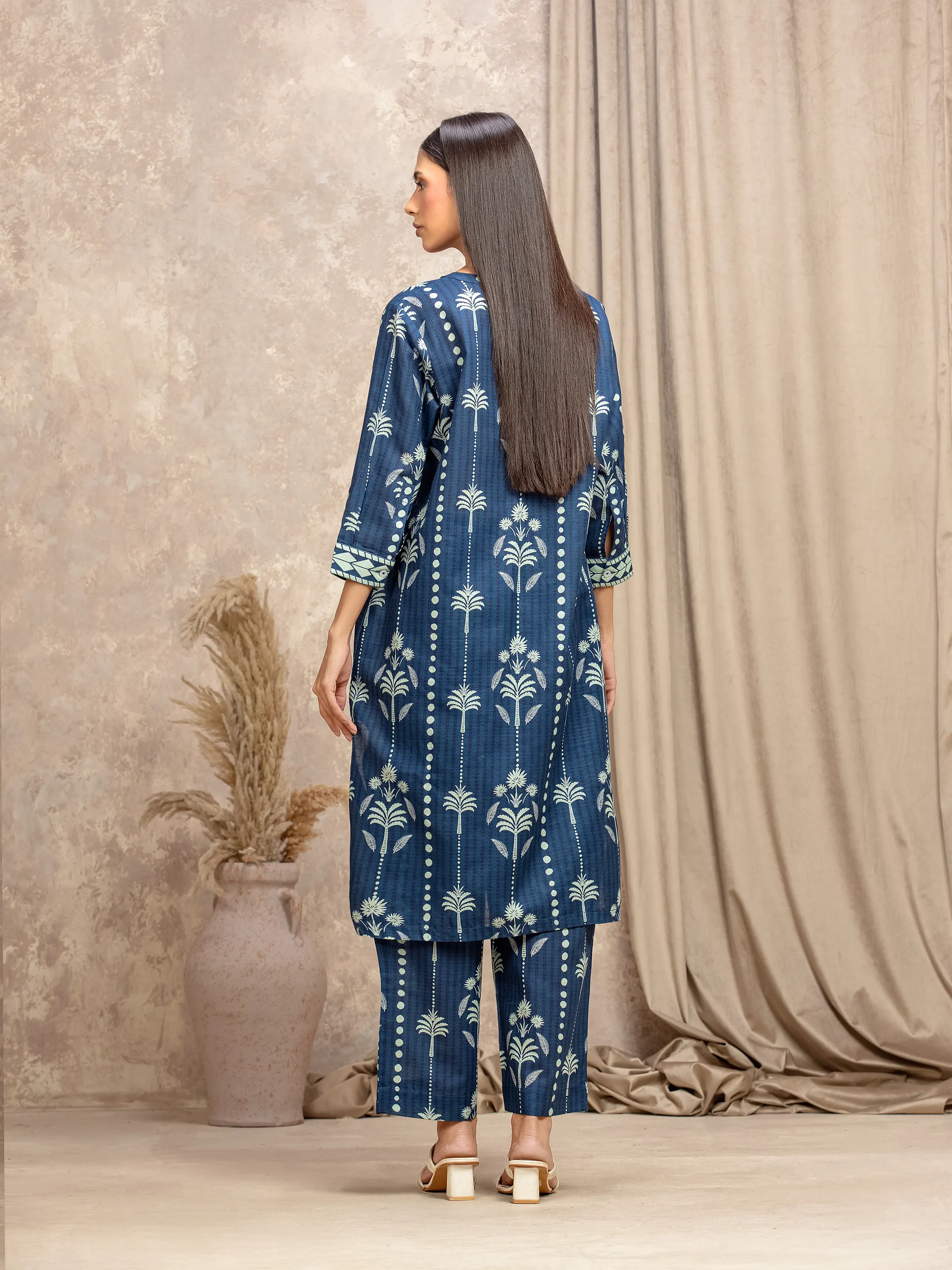 Pret Printed Khaddar Co-ord Set - EWTKP5-84027ST - Image 6