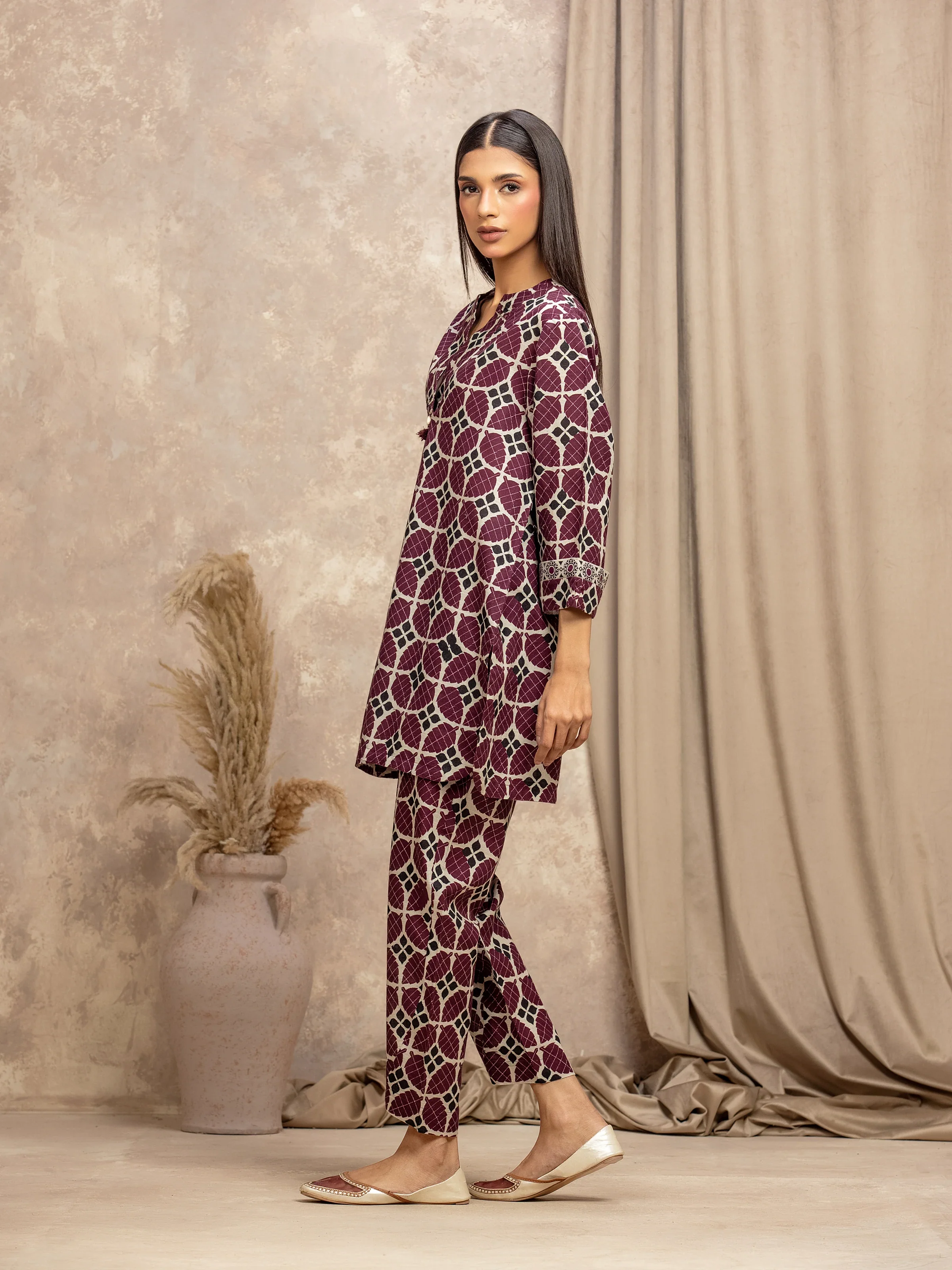 Pret Printed Khaddar Co-ord Set - EWTKP5-84028ST - Image 5