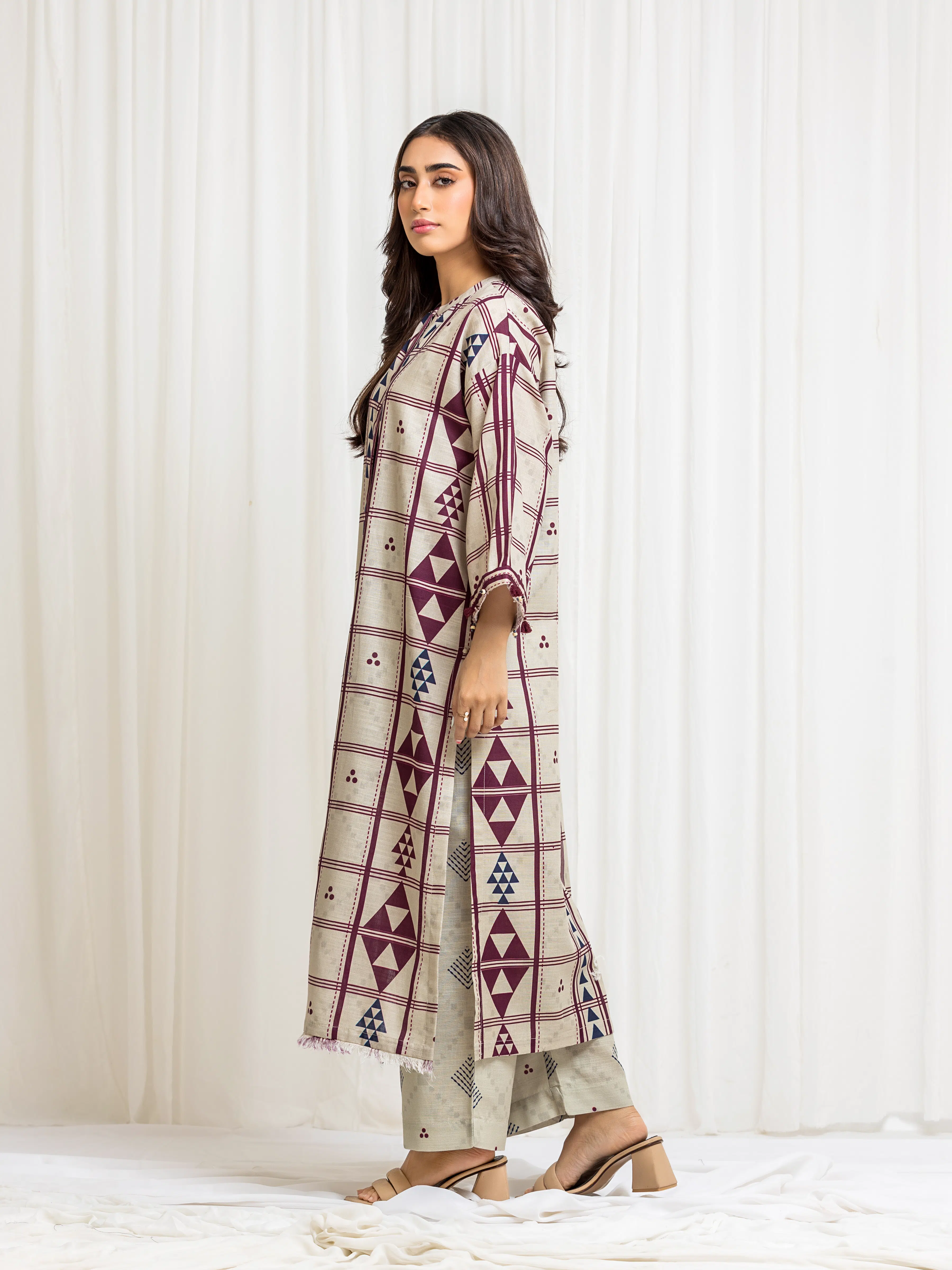 Pret Printed Khaddar Co-Ord Set - EWTKP5-84035ST - Image 4