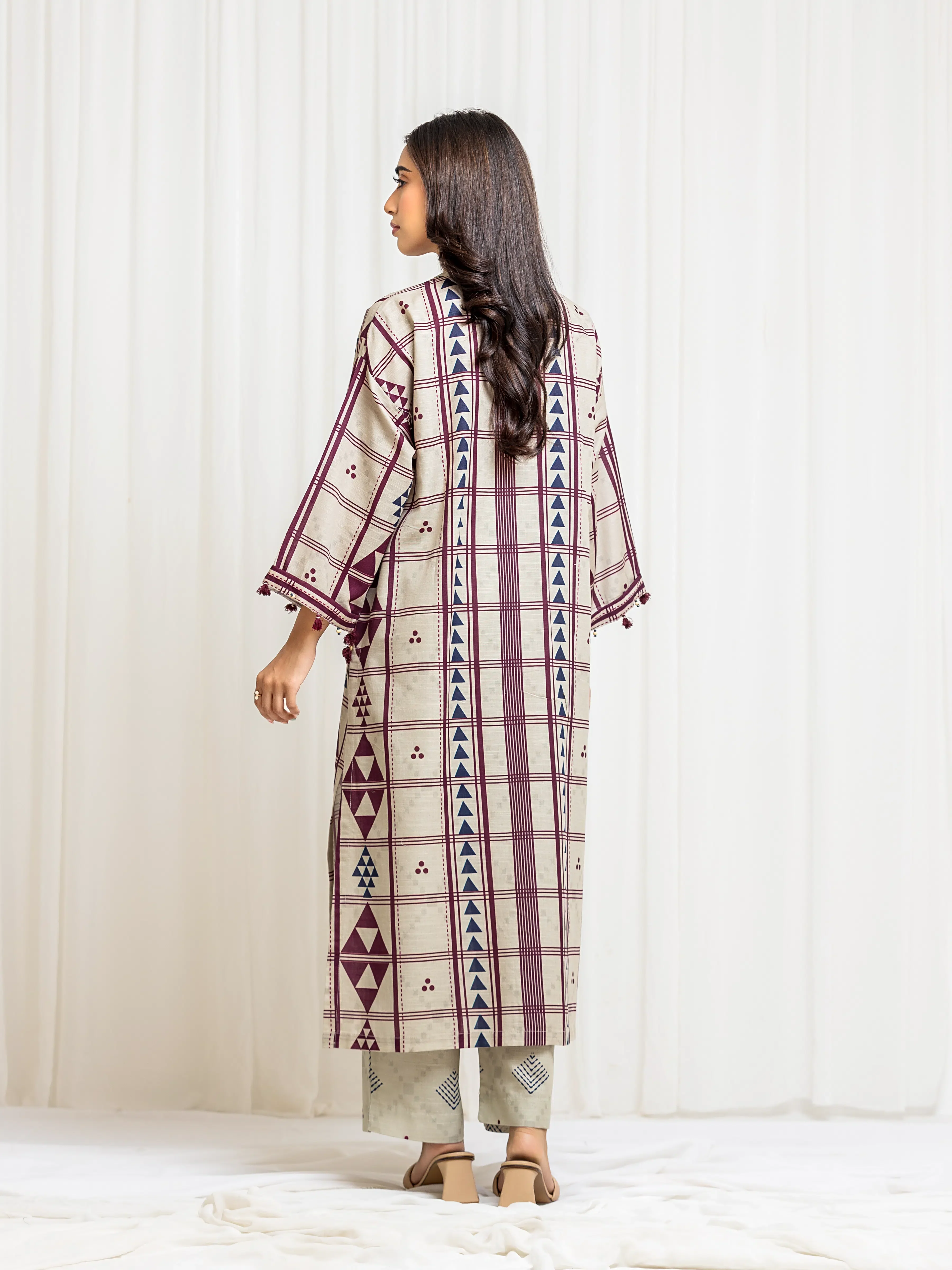 Pret Printed Khaddar Co-Ord Set - EWTKP5-84035ST - Image 5