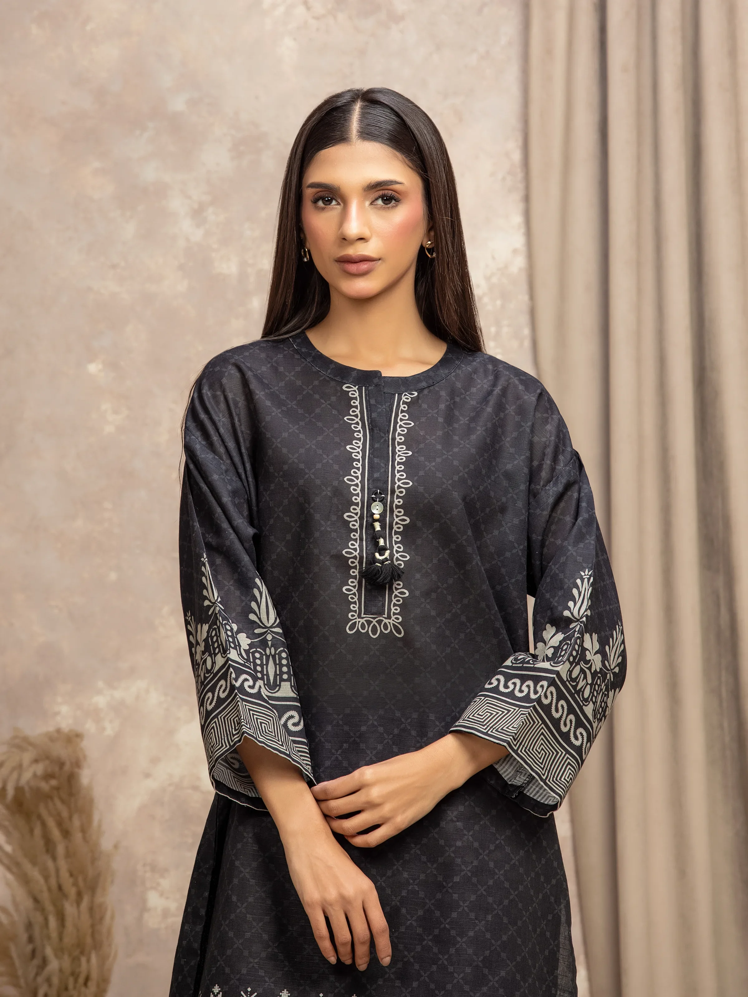 Pret Printed Khaddar Co-Ord Set - EWTKP5-84036ST - Image 2