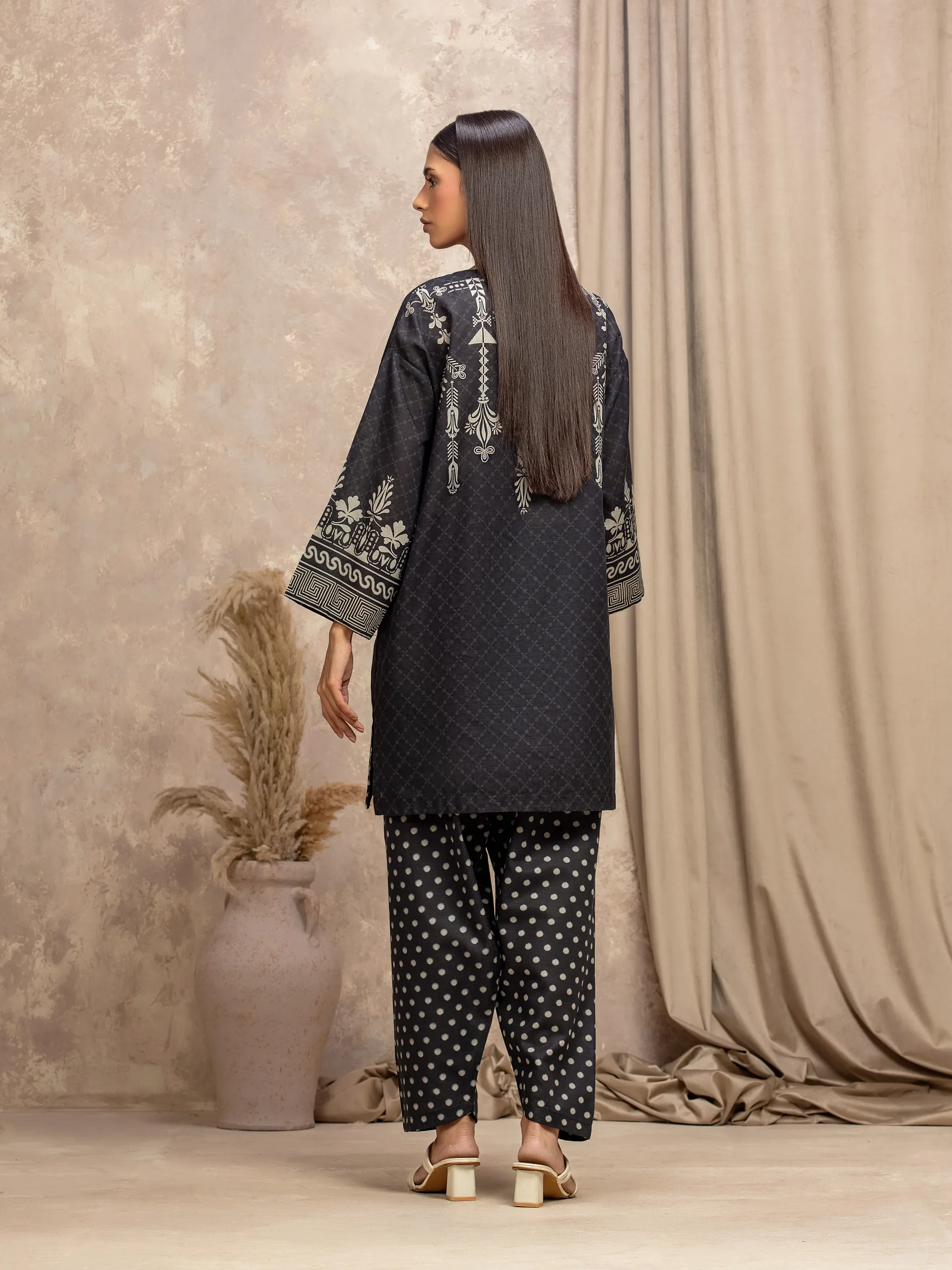 Pret Printed Khaddar Co-Ord Set - EWTKP5-84036ST - Image 6
