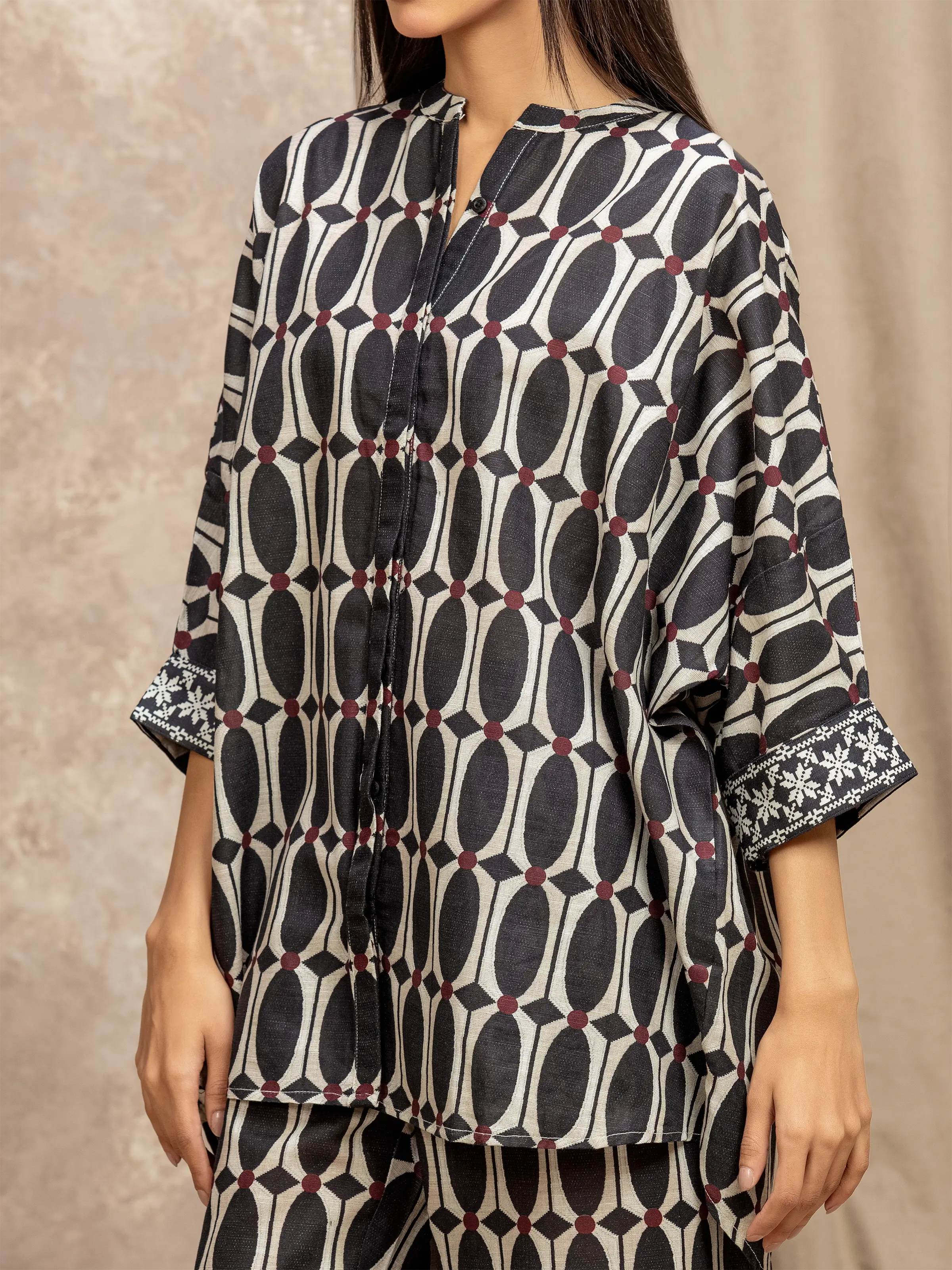 Pret Printed Khaddar Co-ord Set - EWTKP5-84085ST - Image 3