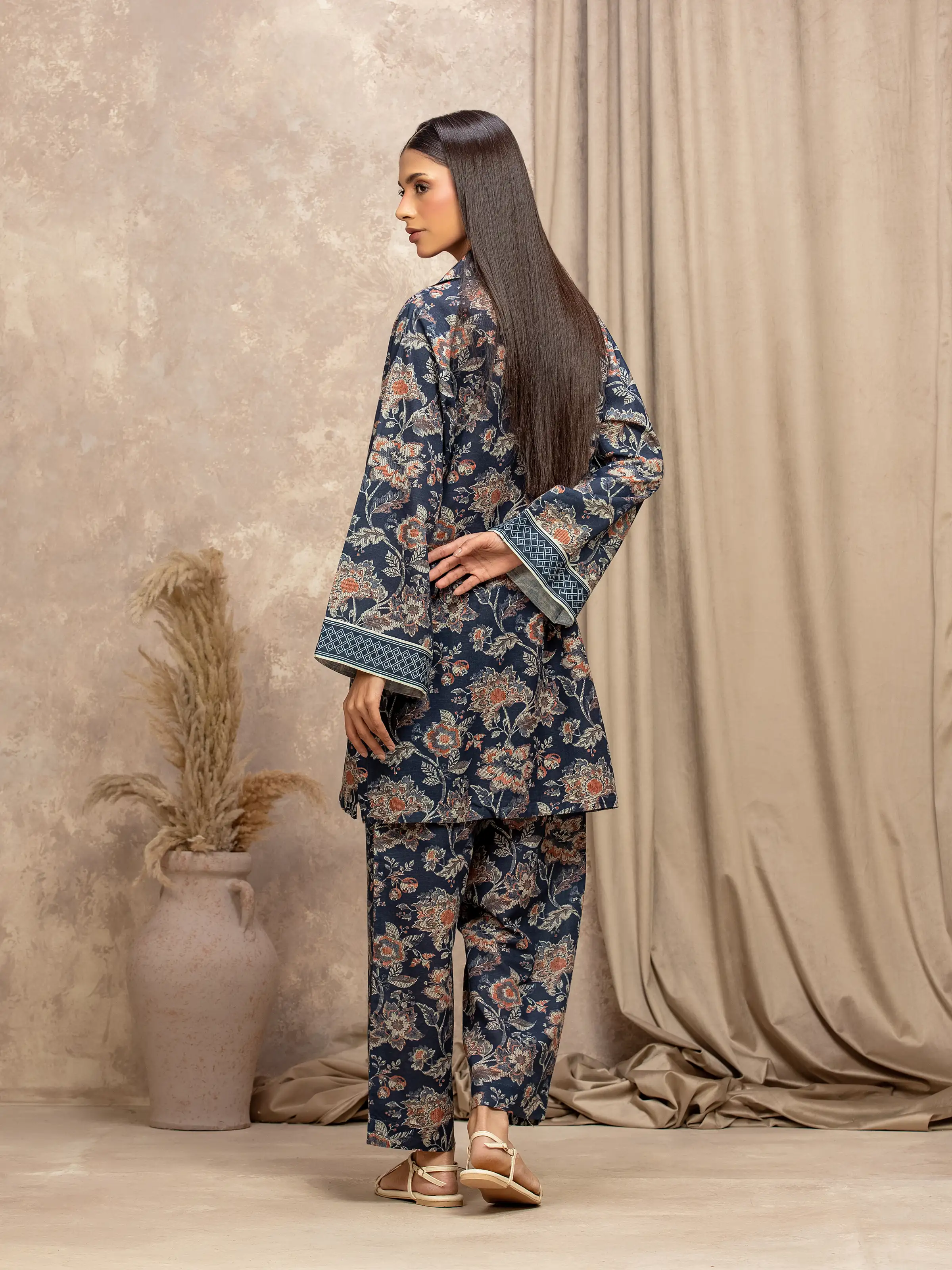 Pret Printed Khaddar Co-ord Set - EWTKP5-84087ST - Image 6
