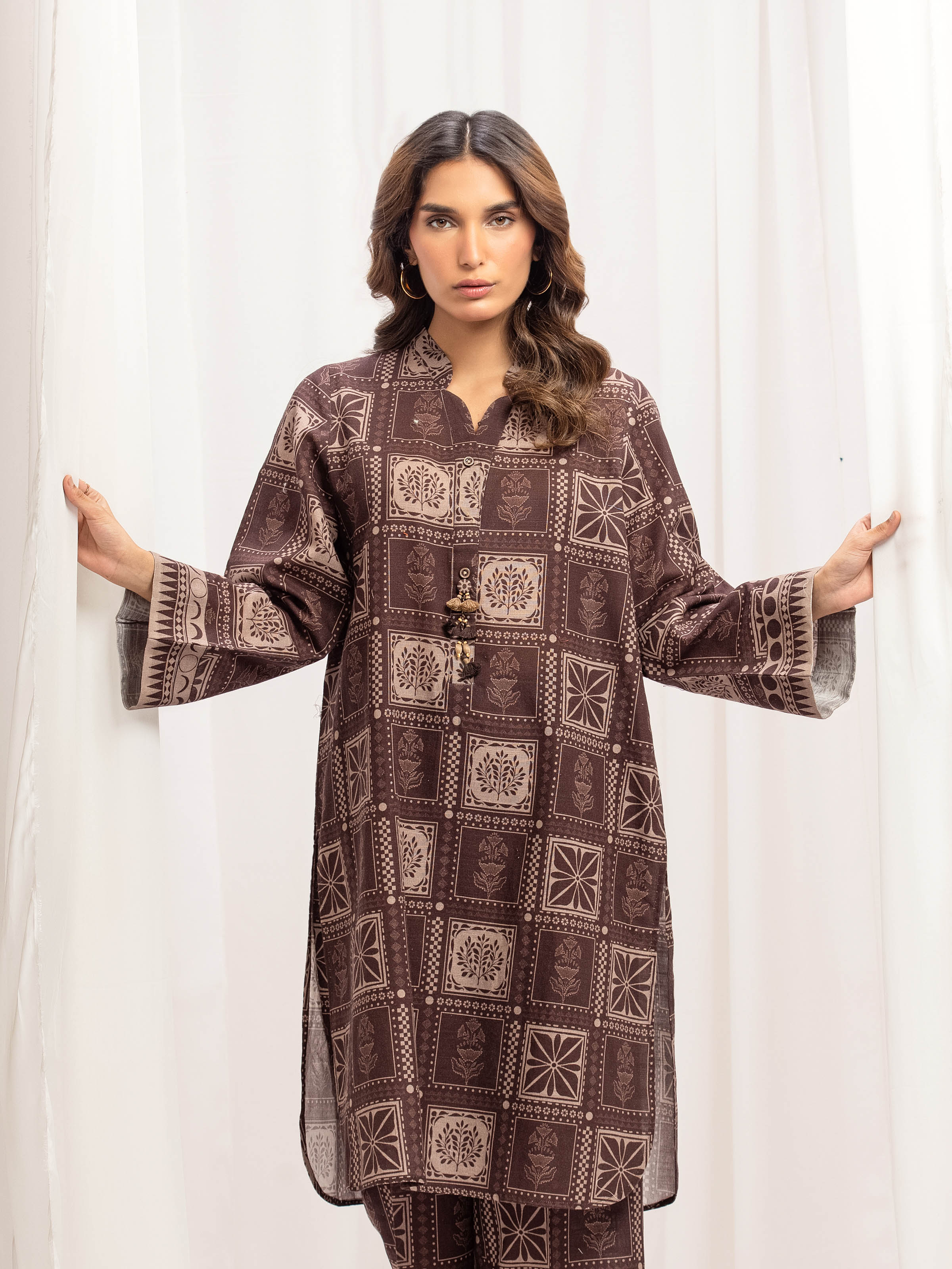 Pret Printed Khaddar Co-ord Set - EWTKP5-84093ST - Image 2