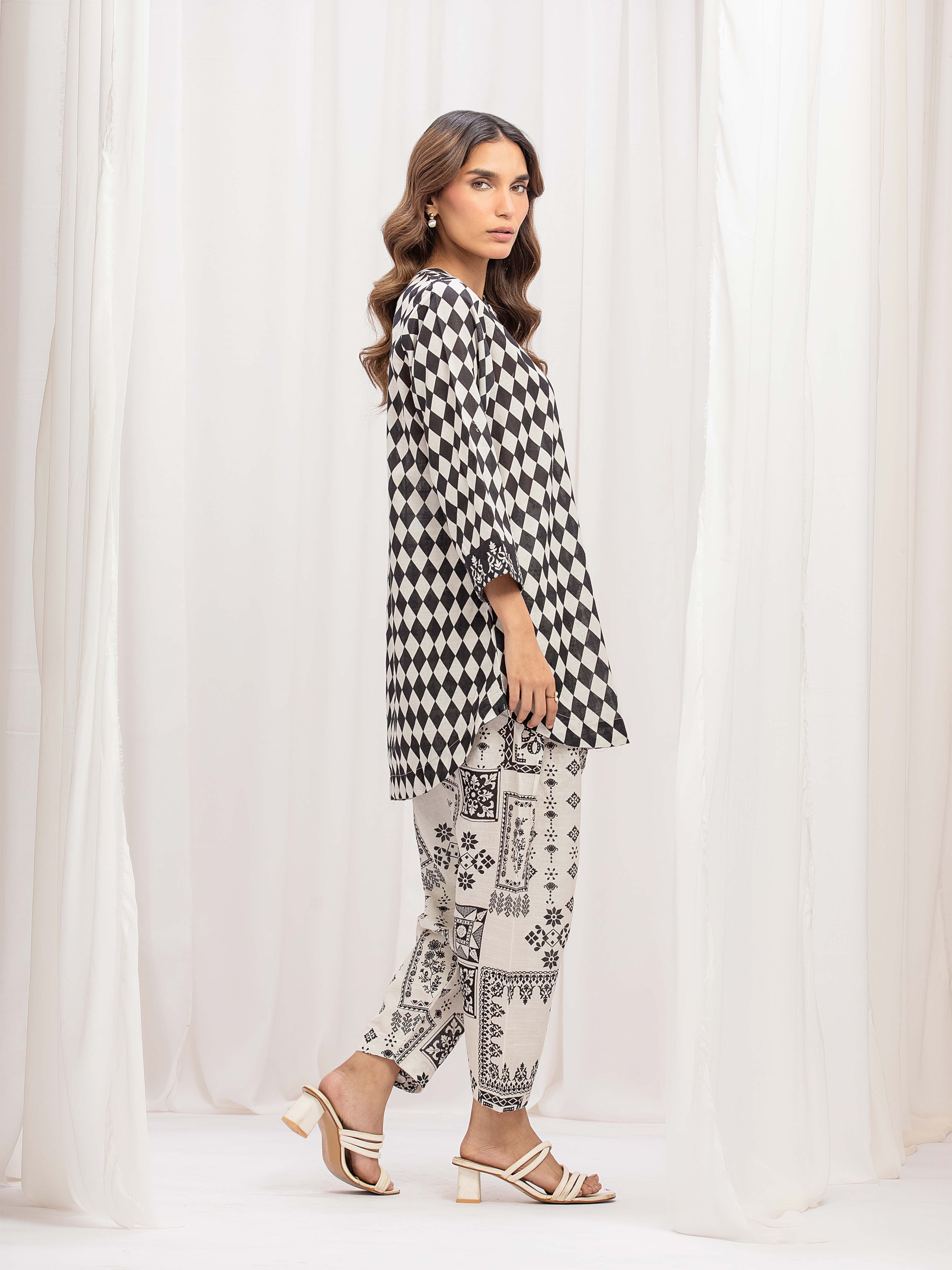 Pret Printed Khaddar Co-Ord Set - EWTKP5-84095ST - Image 4
