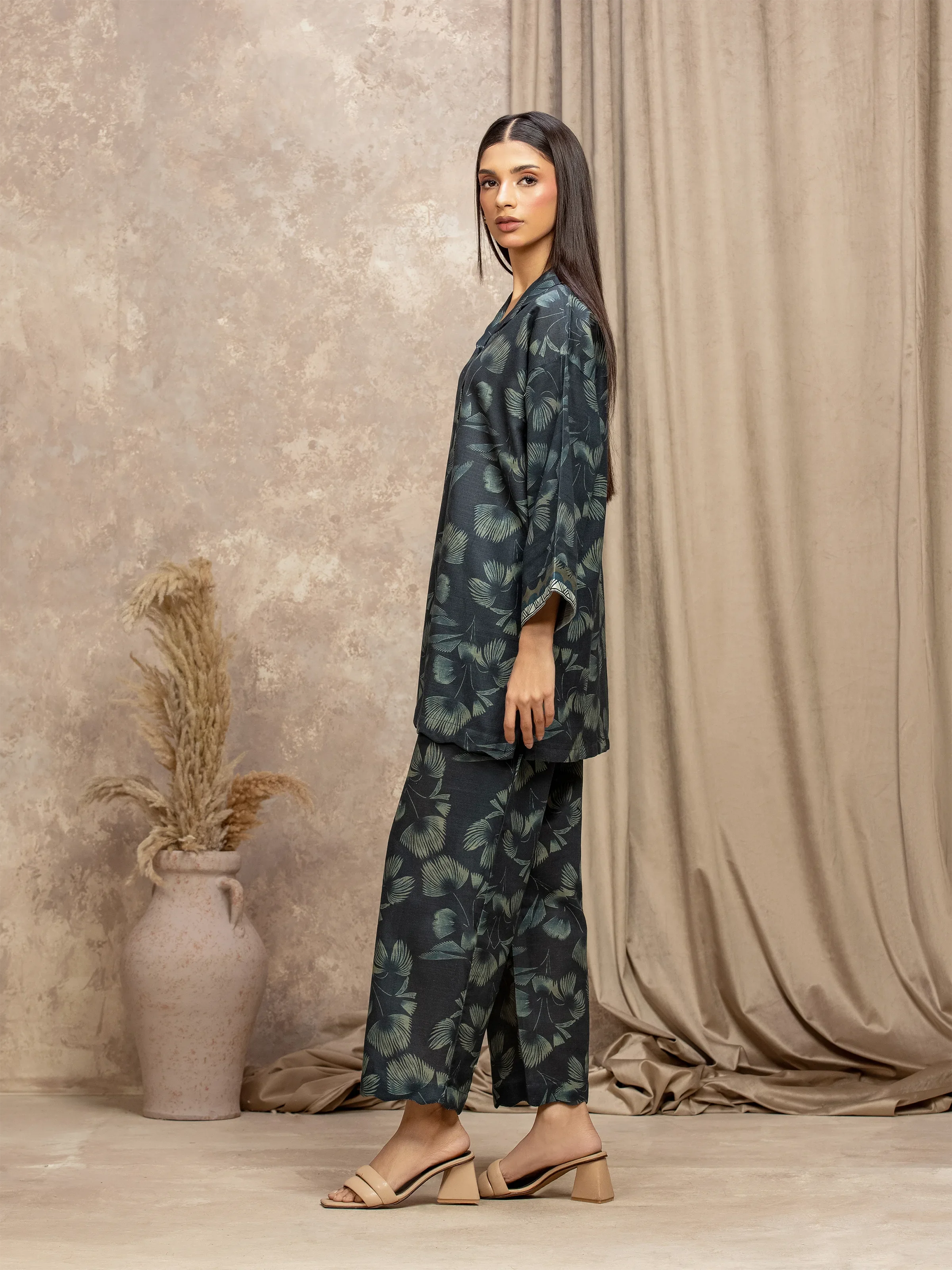 Pret Printed Khaddar Co-ord Set - EWTKP5-84097ST - Image 4