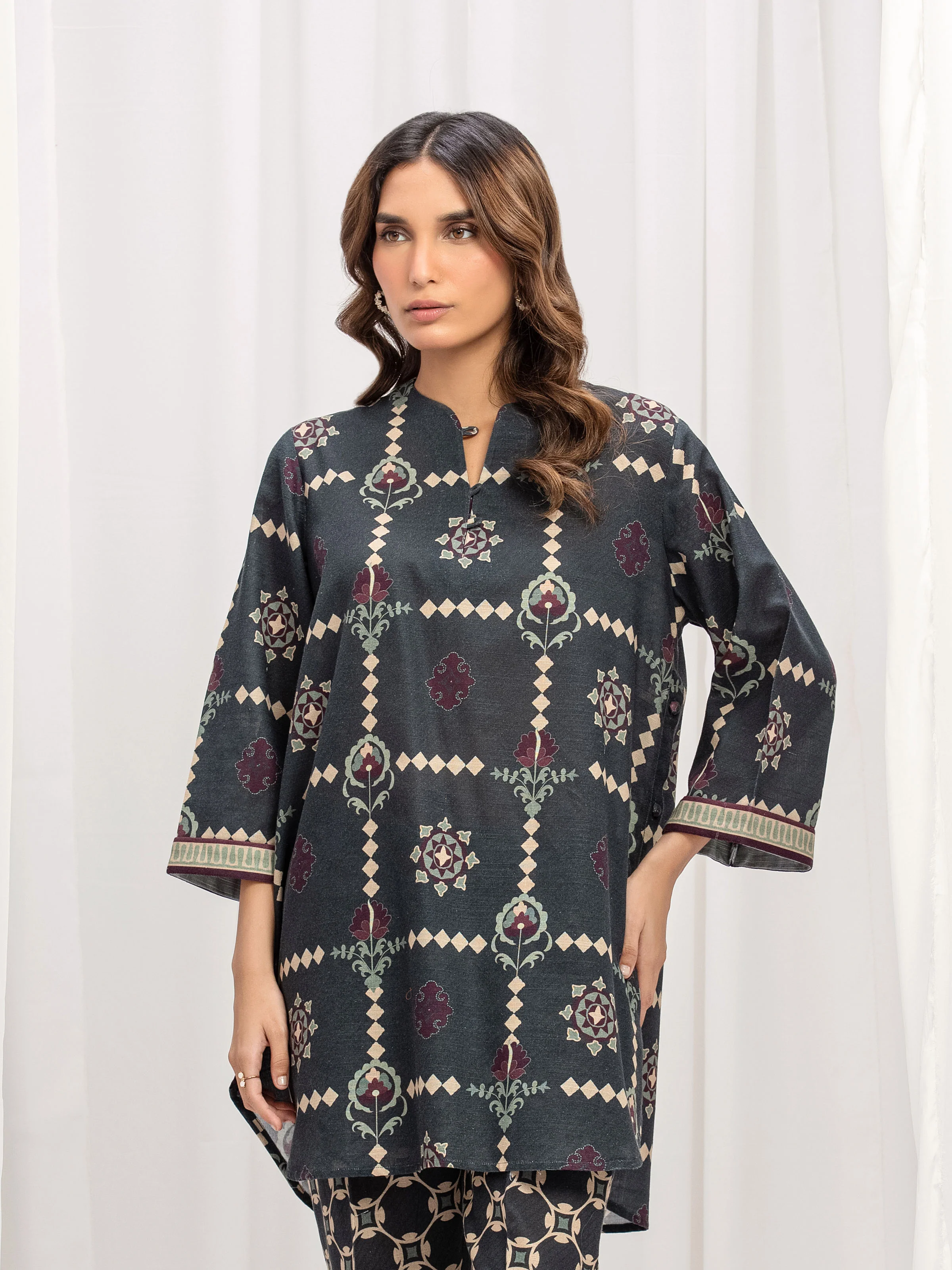 Pret Printed Khaddar Co-Ord Set - EWTKP5-84098ST - Image 2