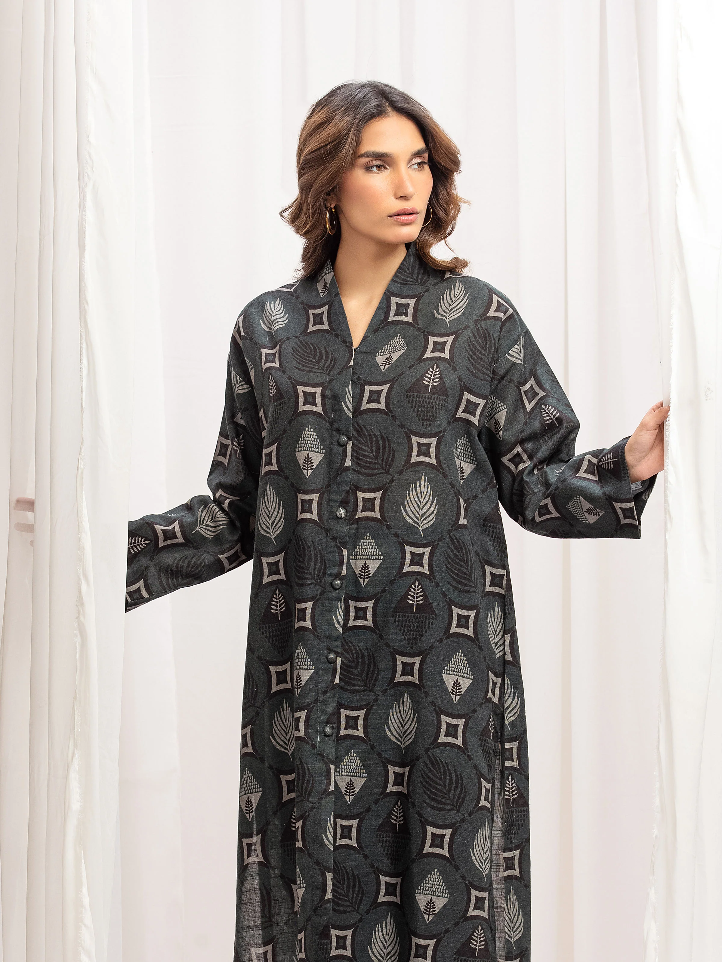 Pret Printed Khaddar Co-Ord Set - EWTKP5-84099ST - Image 2