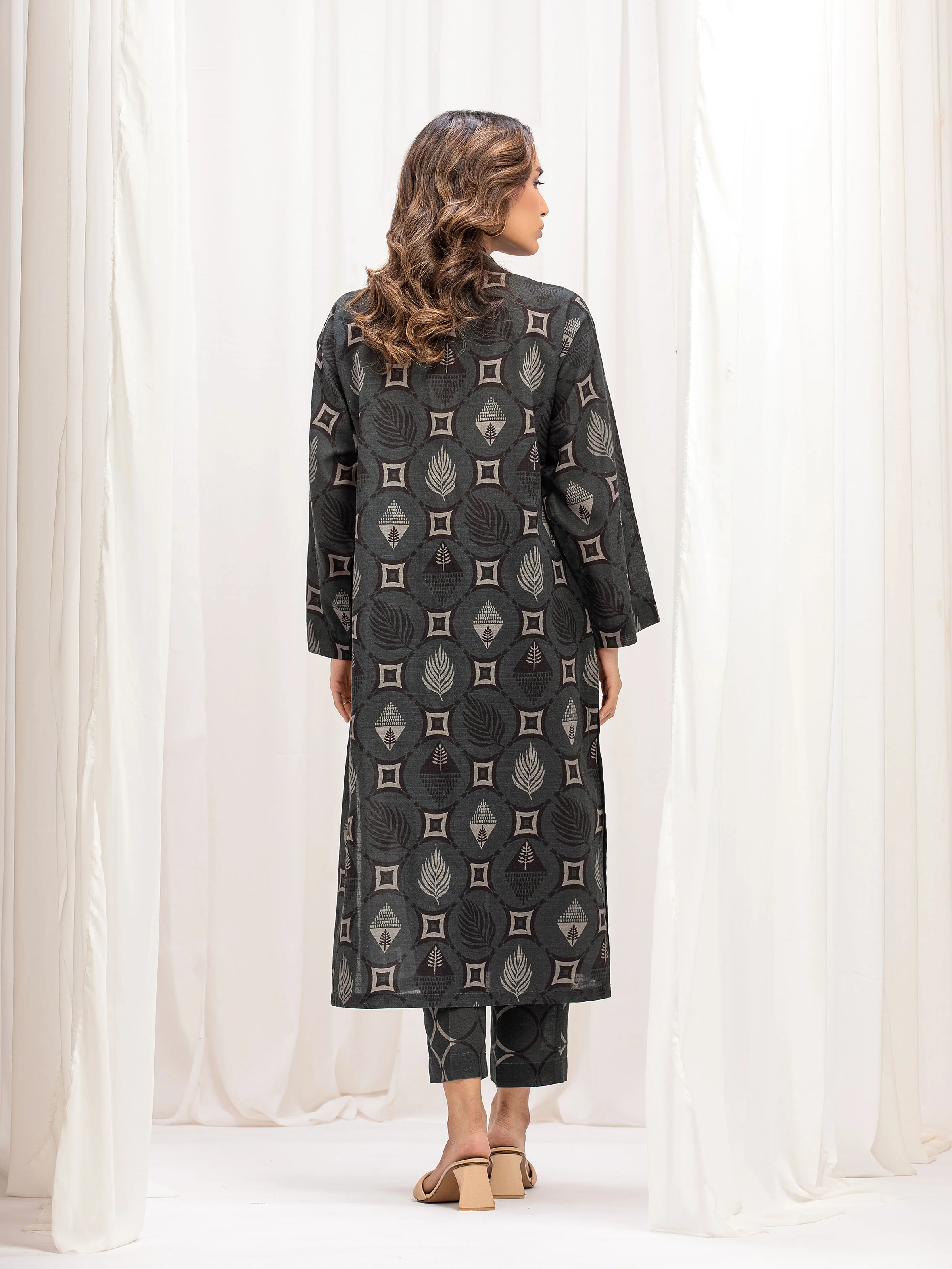 Pret Printed Khaddar Co-Ord Set - EWTKP5-84099ST - Image 5