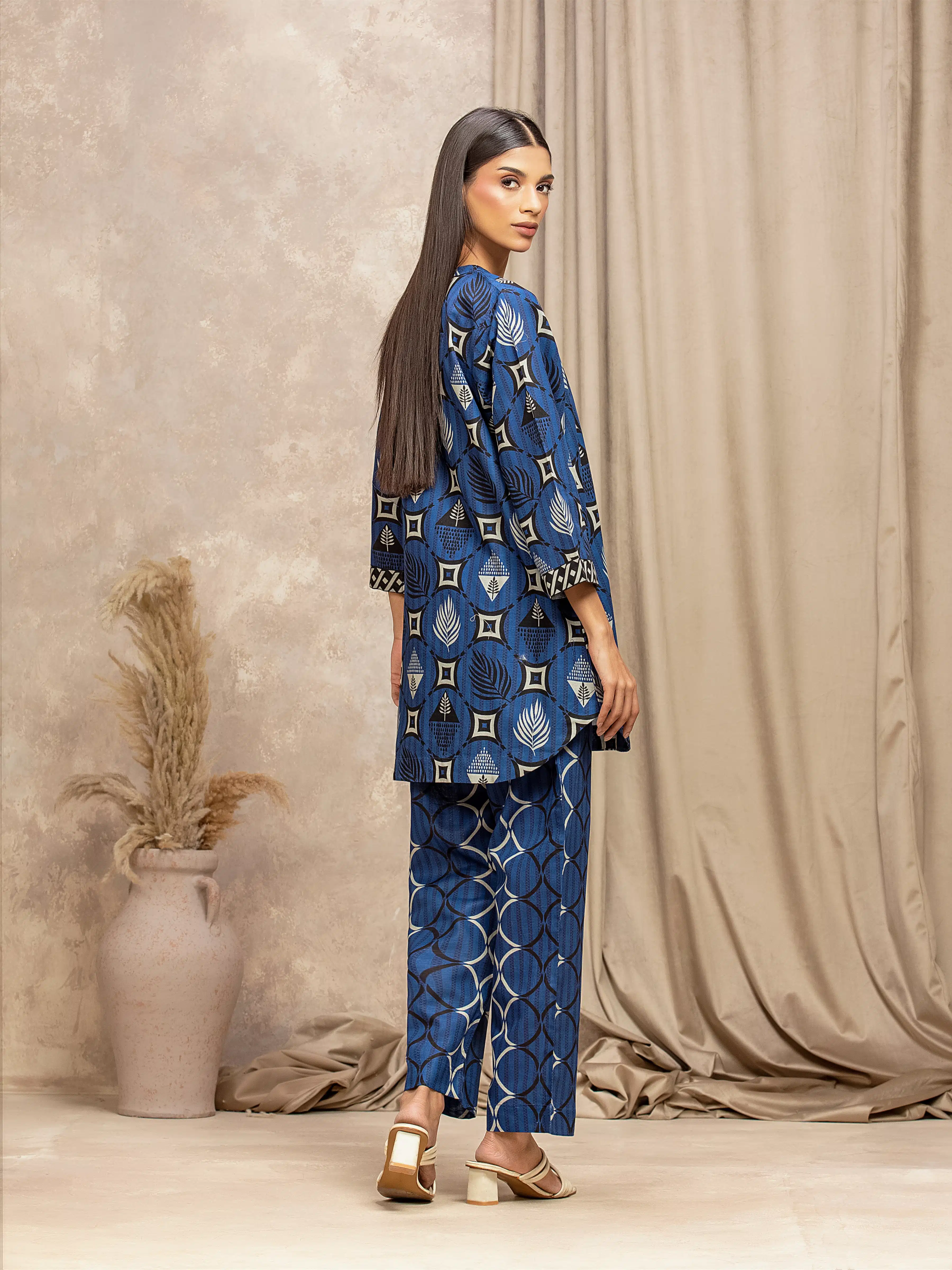Pret Printed Khaddar Co-Ord Set - EWTKP5-84100ST - Image 5