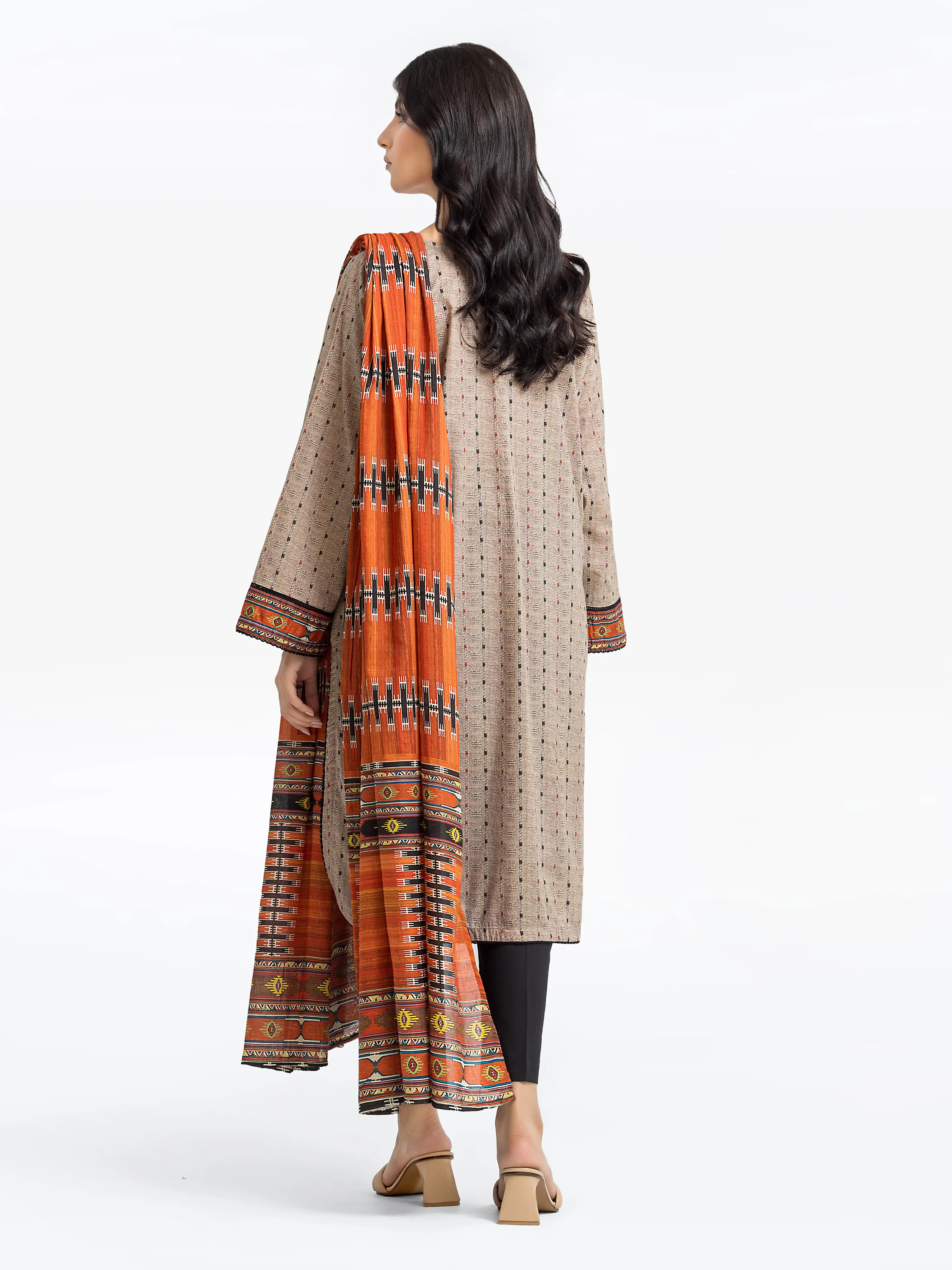 Pret Printed Lawn Shirt Dupatta - EWTKP24-69007SD - Image 6