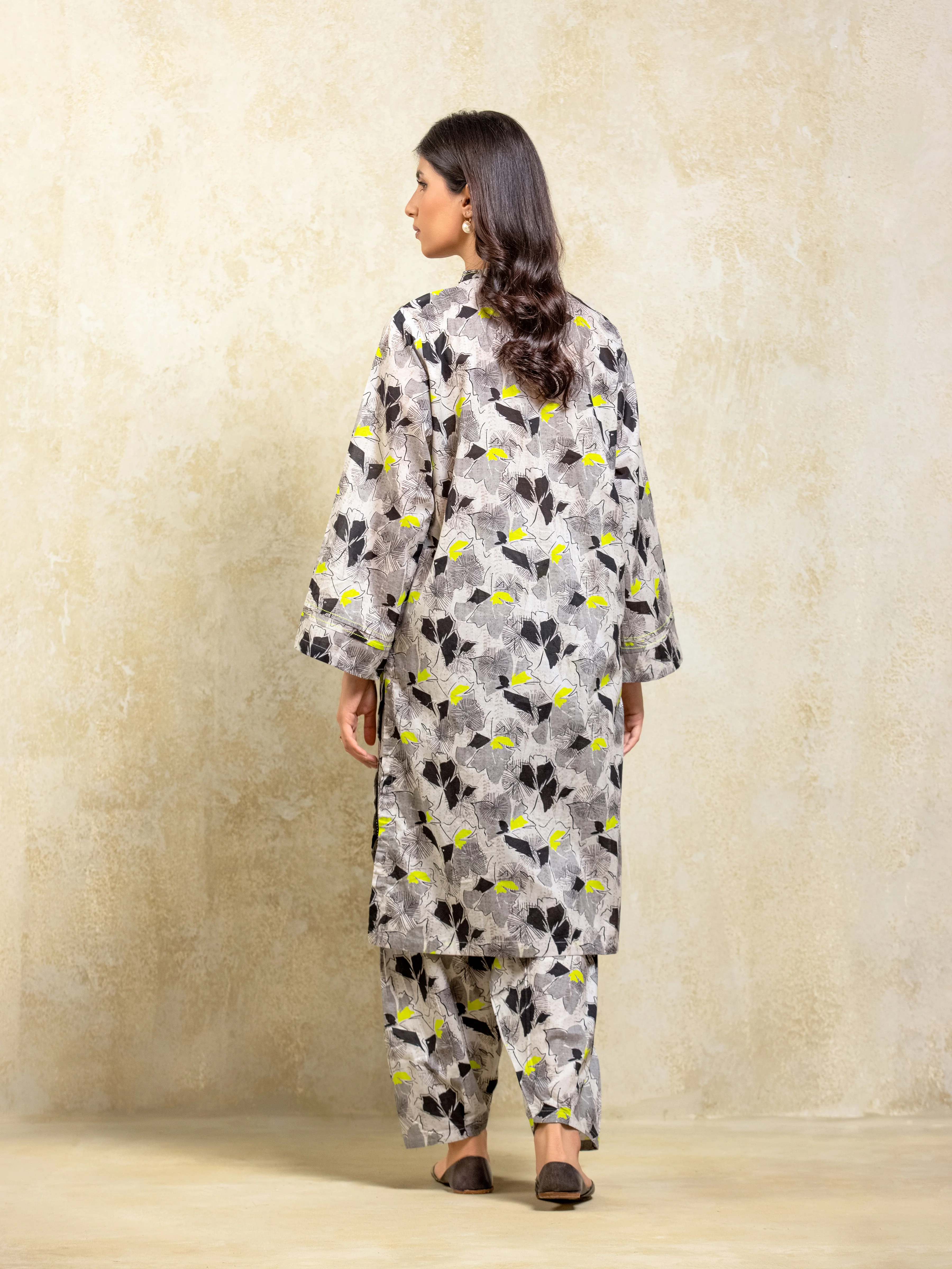 Pret Printed Lawn Co-ord Set - EWTKP5-81874ST - Image 5