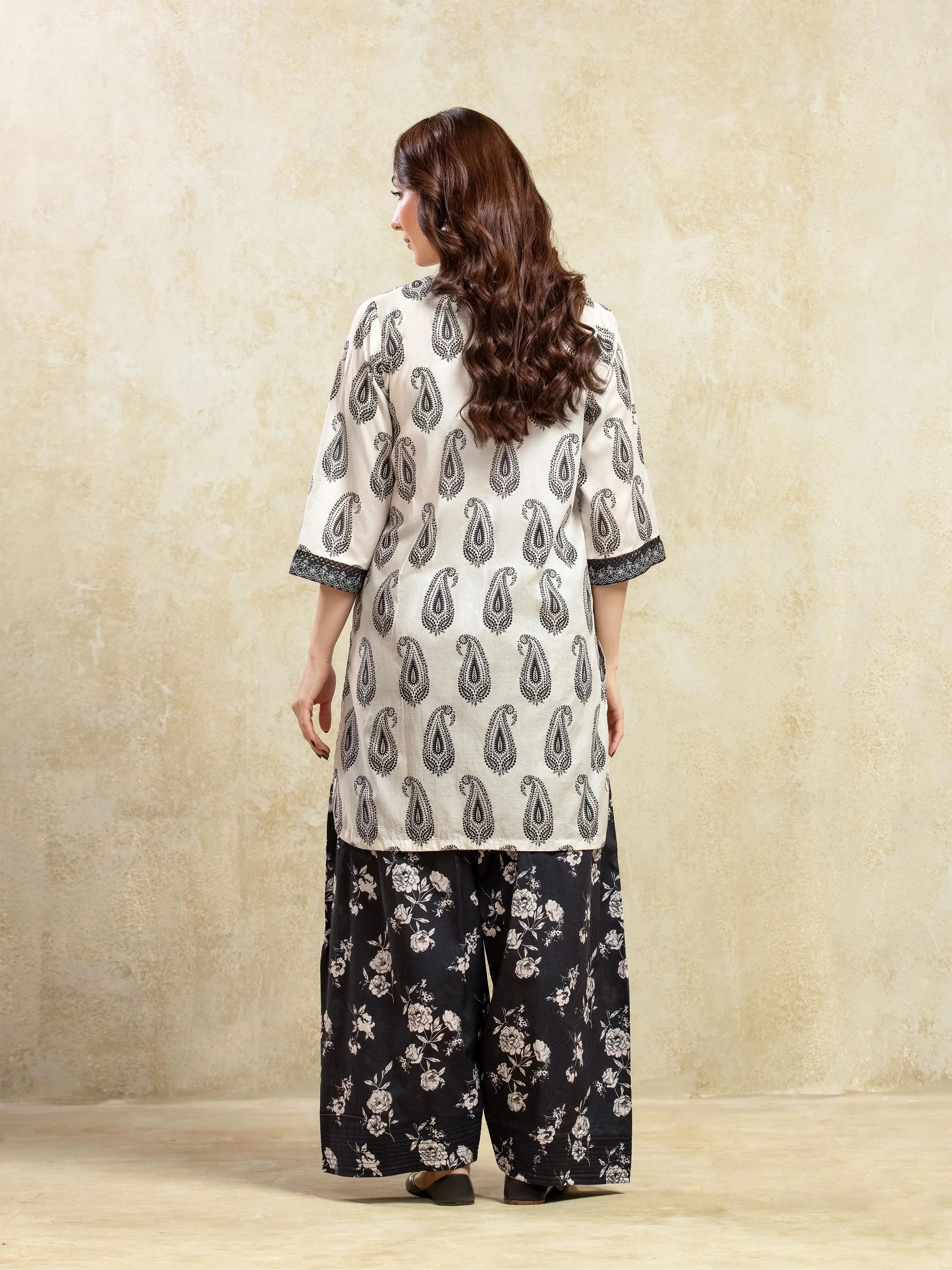 Pret Printed Lawn Co-Ord Set - EWTKP5-82029ST - Image 5