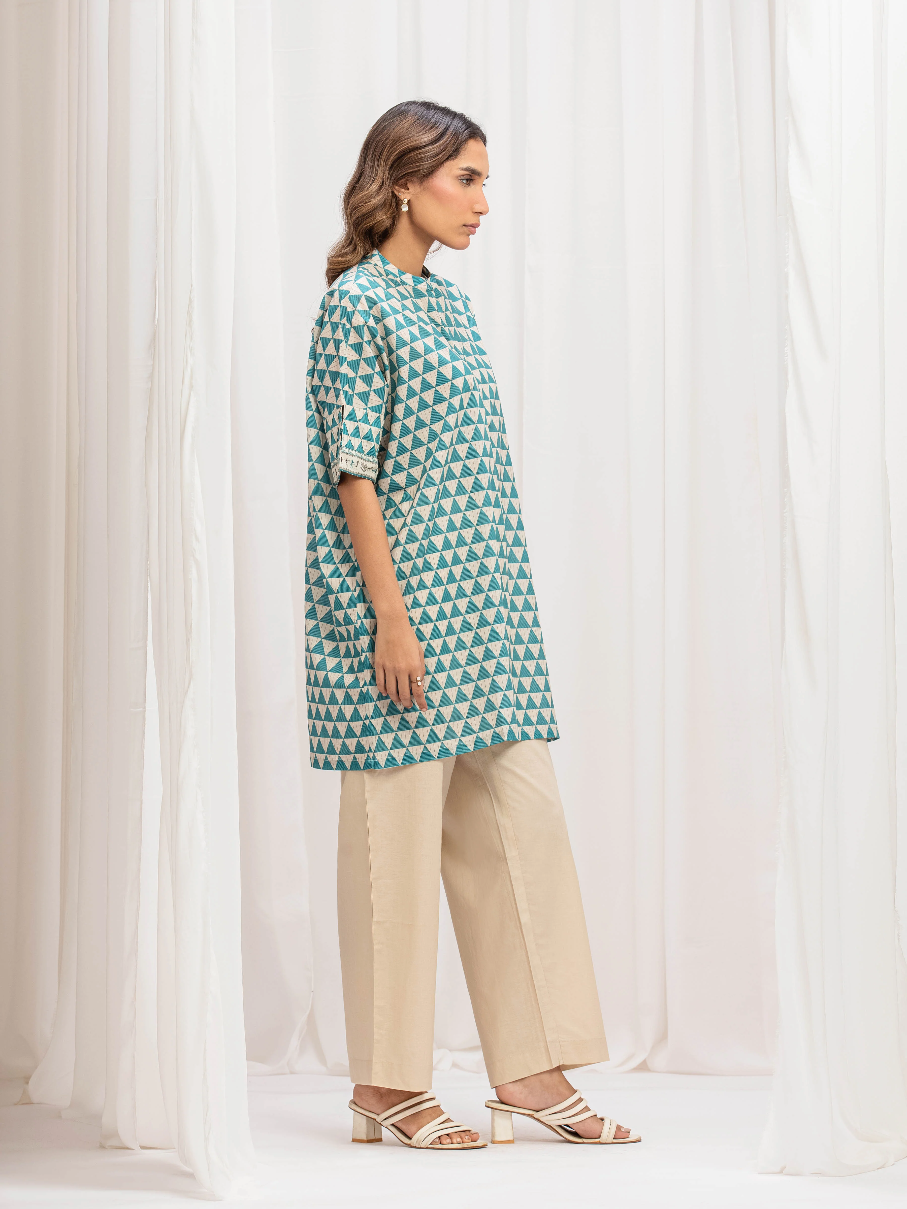Pret Printed Lawn Shirt Trouser - EWTKP5-83004ST - Image 4