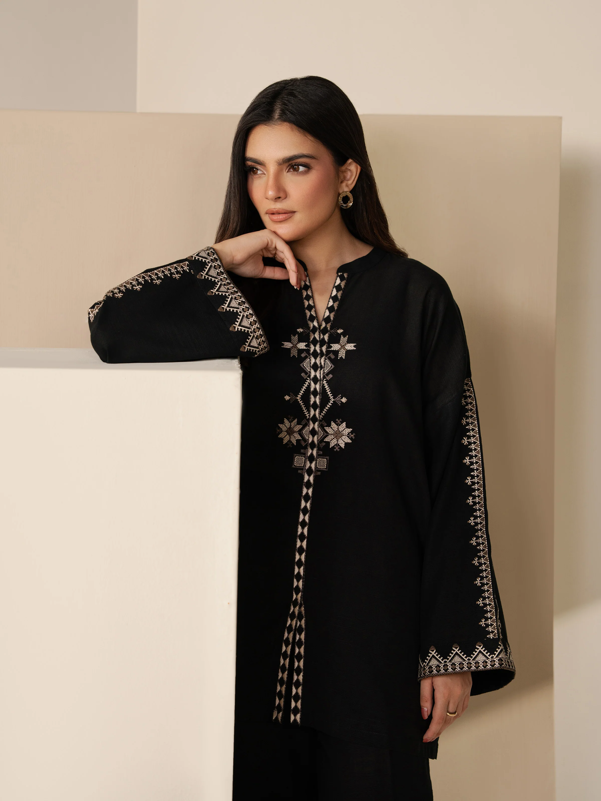 Pret Embroidered Khaddar Co-ord Set - EWTKED5-84010ST - Image 3
