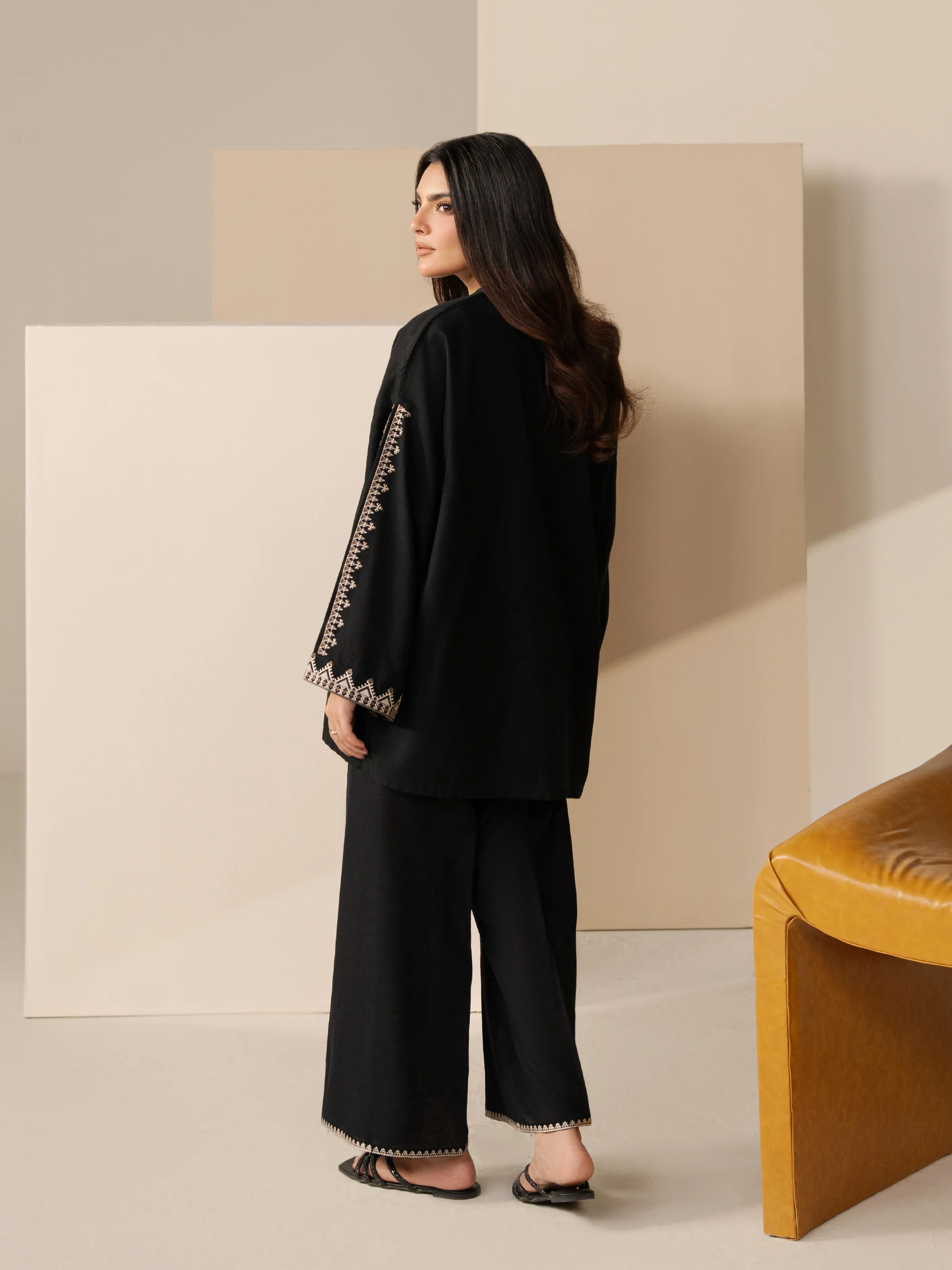 Pret Embroidered Khaddar Co-ord Set - EWTKED5-84010ST - Image 6