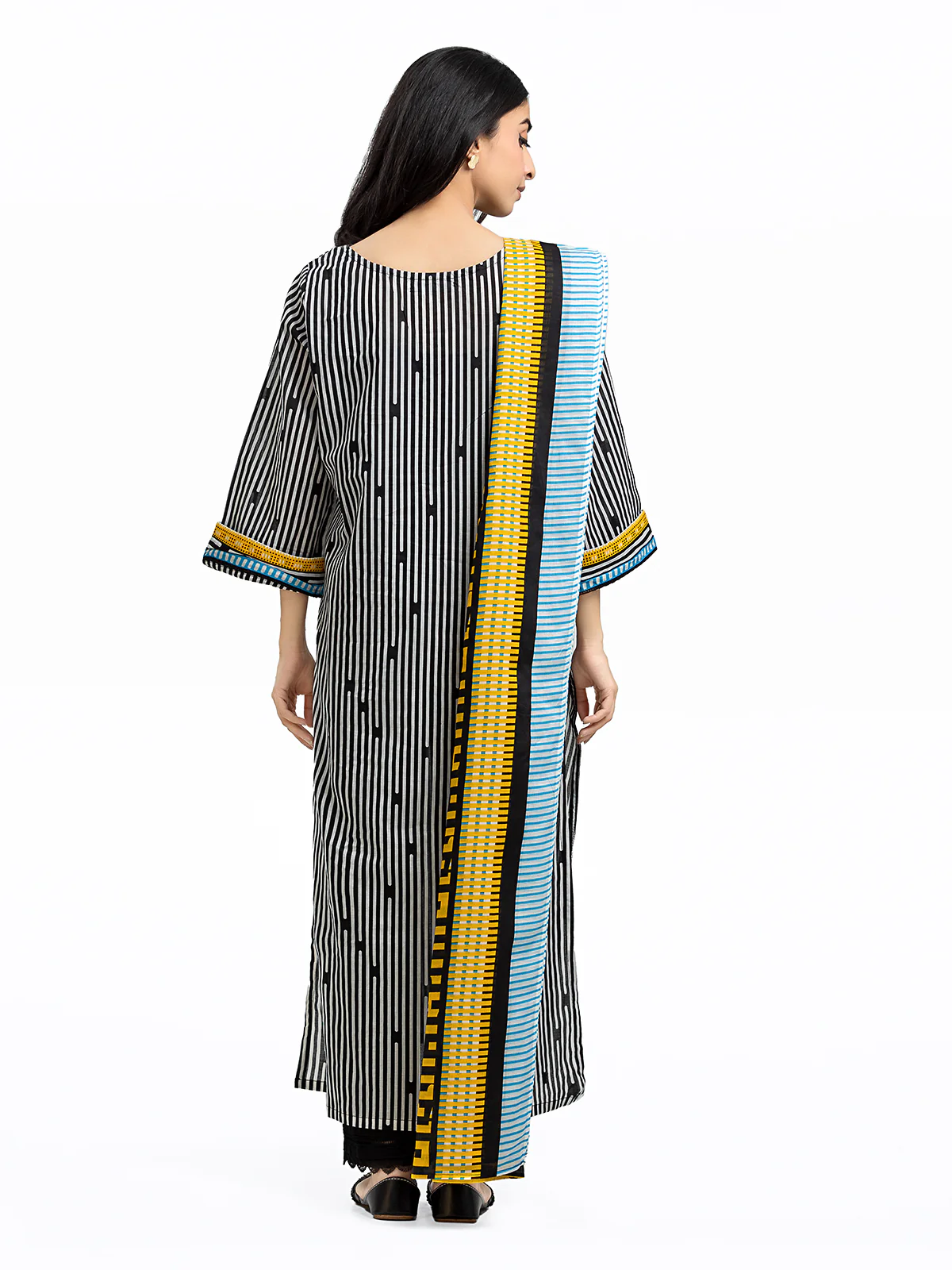 Pret Printed Lawn Shirt Dupatta - EWTKS24-69697SD - Image 5