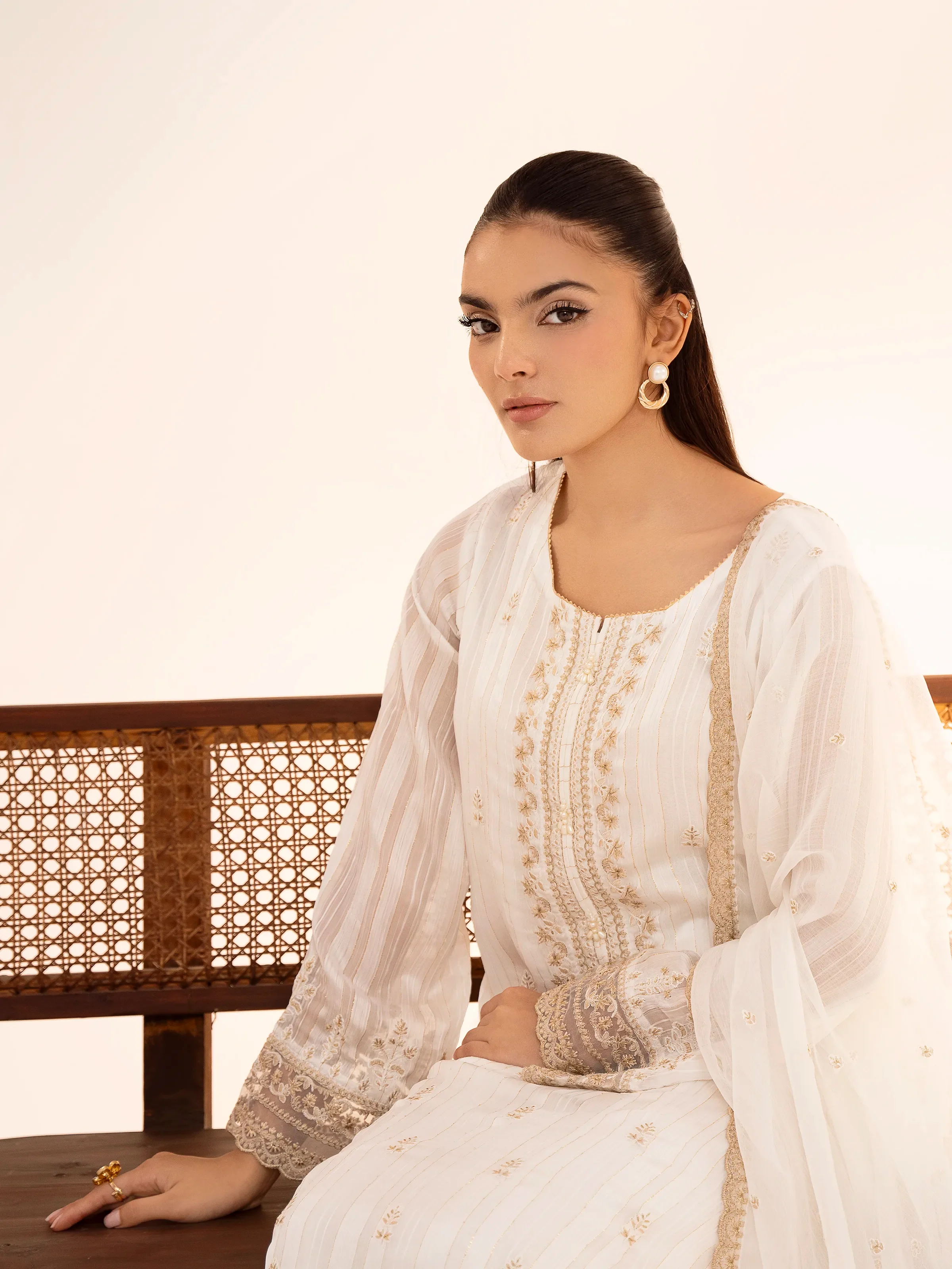 Pret Embroidered Chiffon Suit - EWTPLE24-00013-3P - Image 2