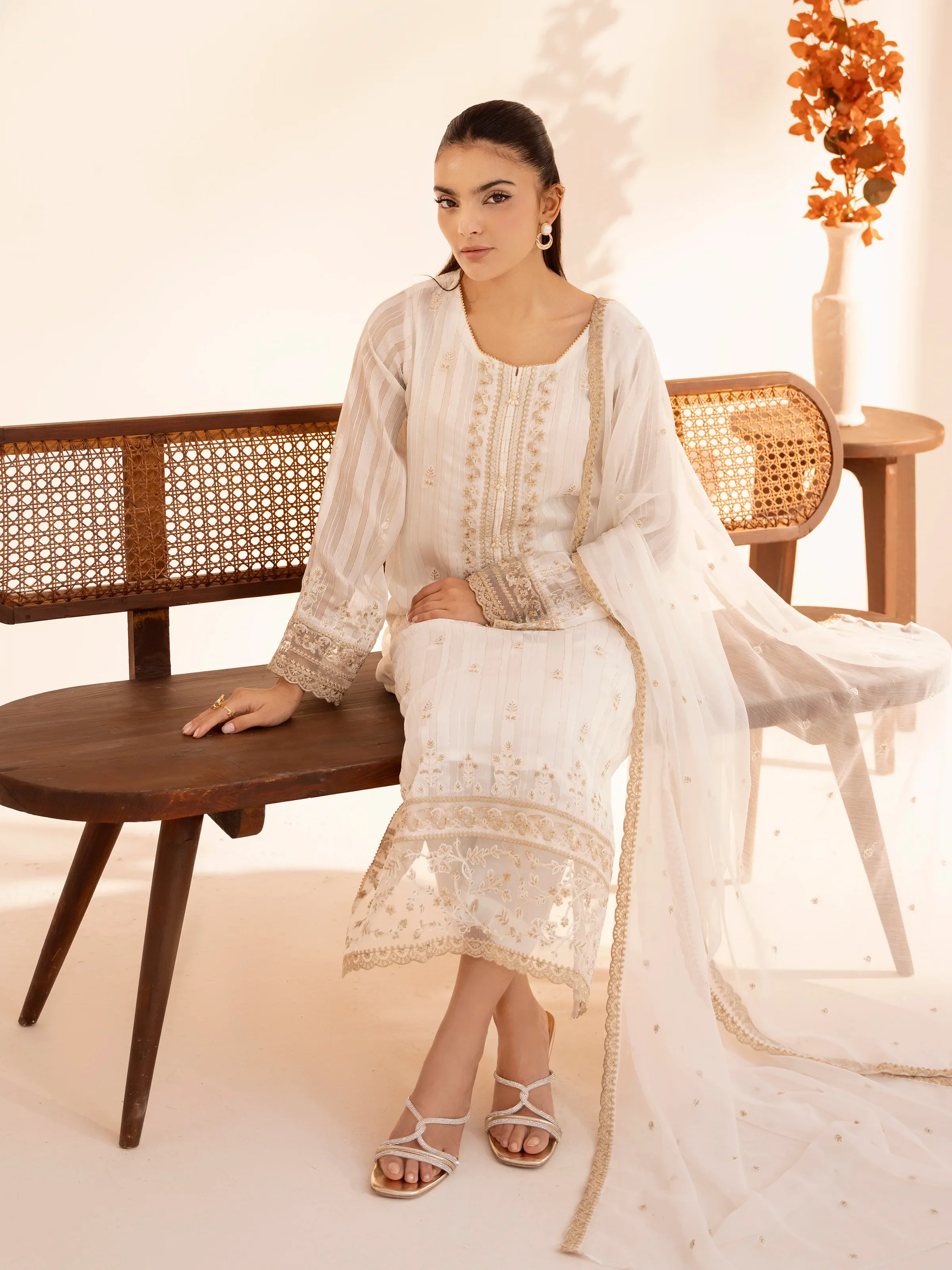 Pret Embroidered Chiffon Suit - EWTPLE24-00013-3P - Image 5