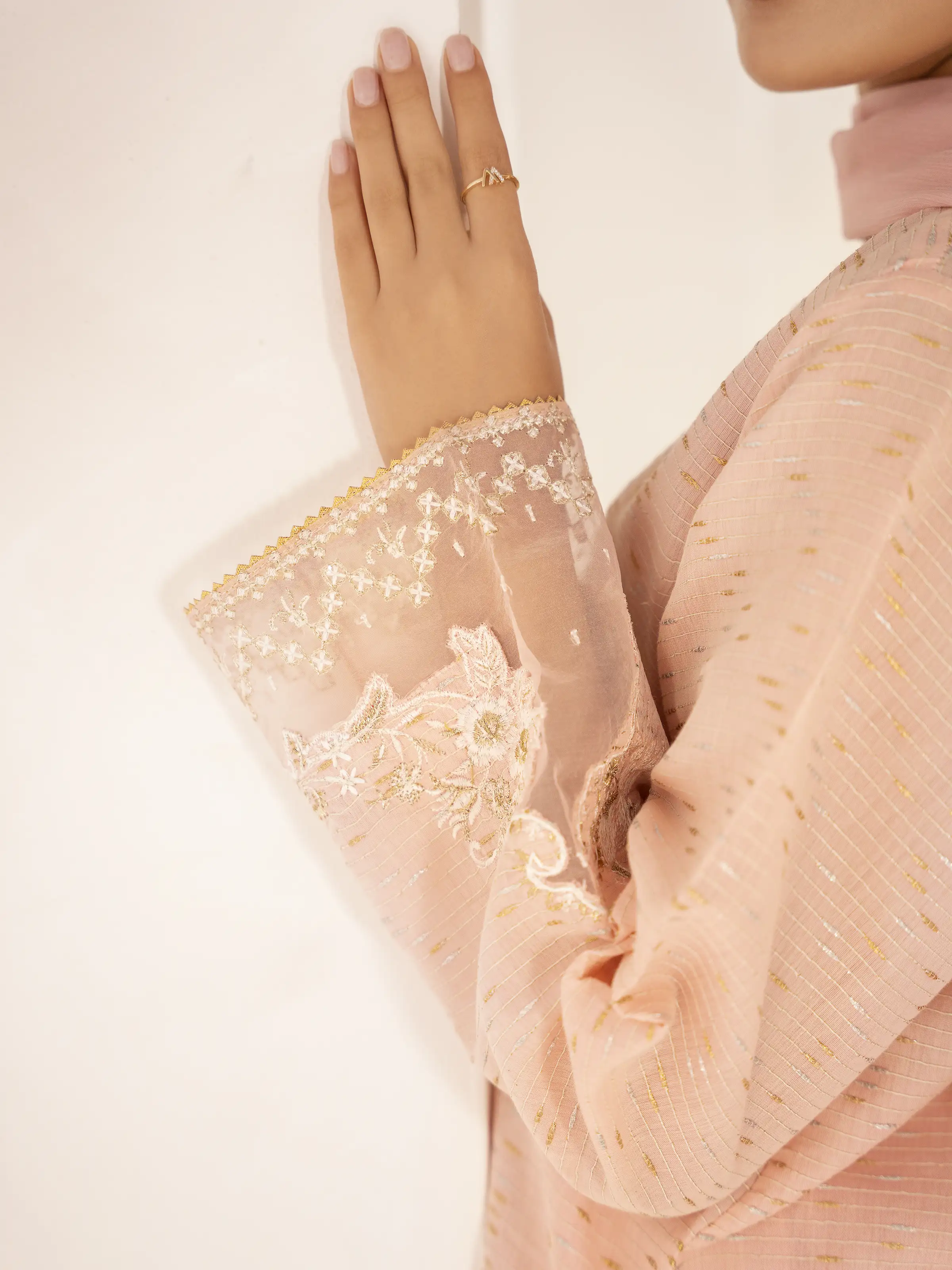 Pret Embroidered Dobby Suit - EWTPLE24-00025-3P - Image 3