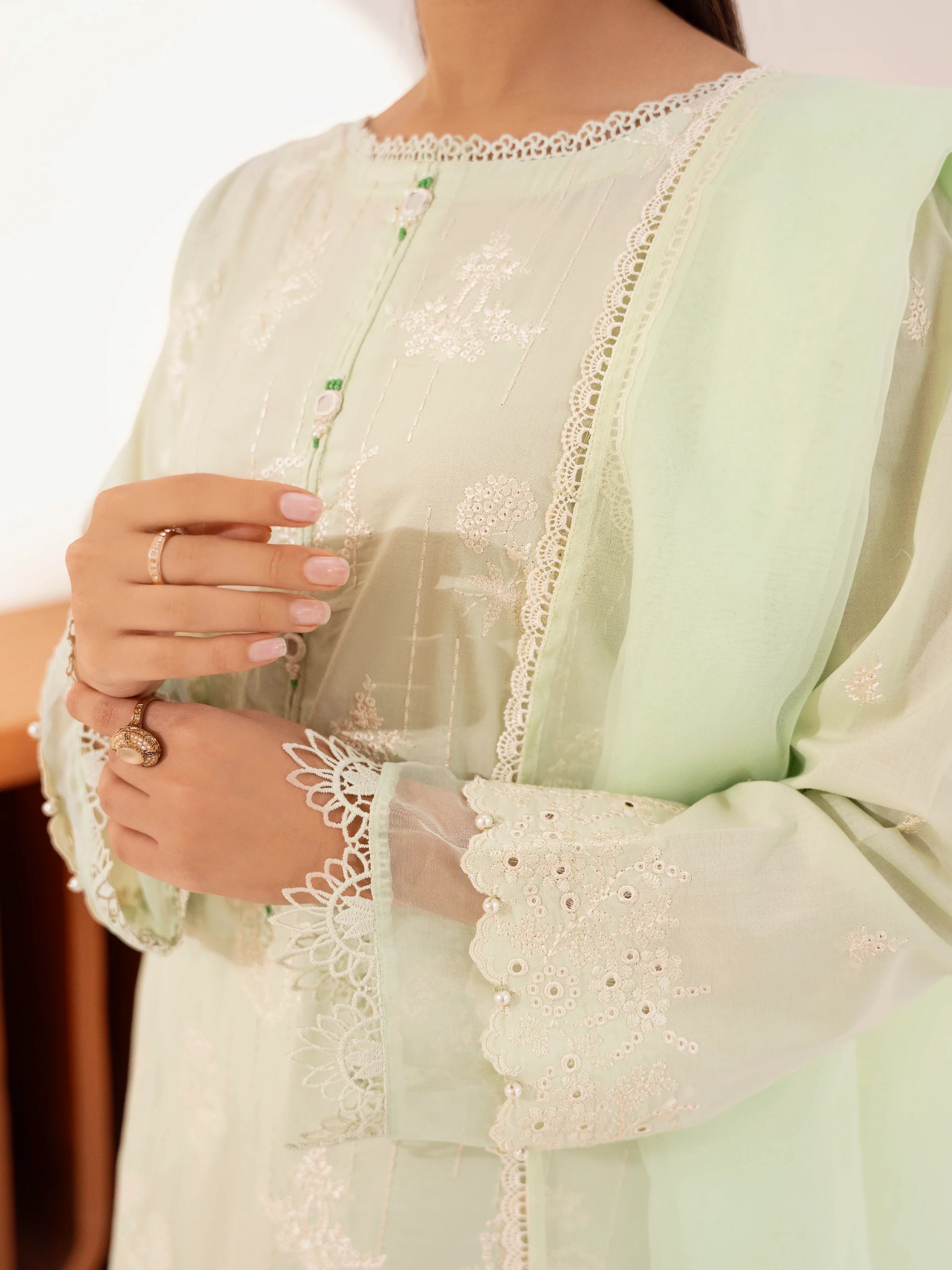 Pret Embroidered Cambric Suit - EWTKE24-81045-3P - Image 2
