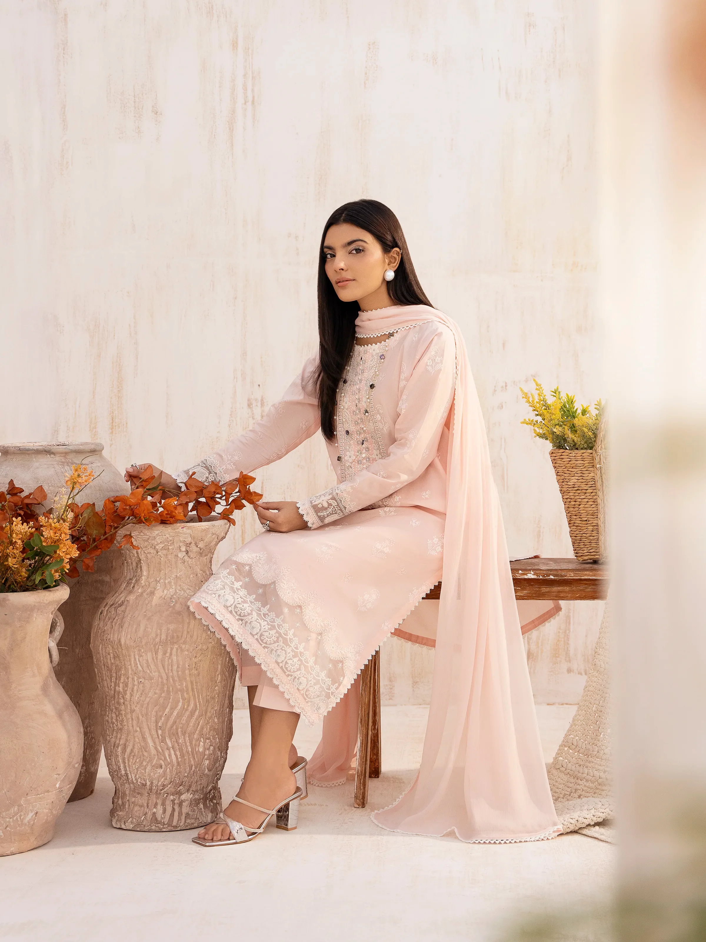 Pret Embroidered Cambric Suit - EWTKE24-81053-3P - Image 4