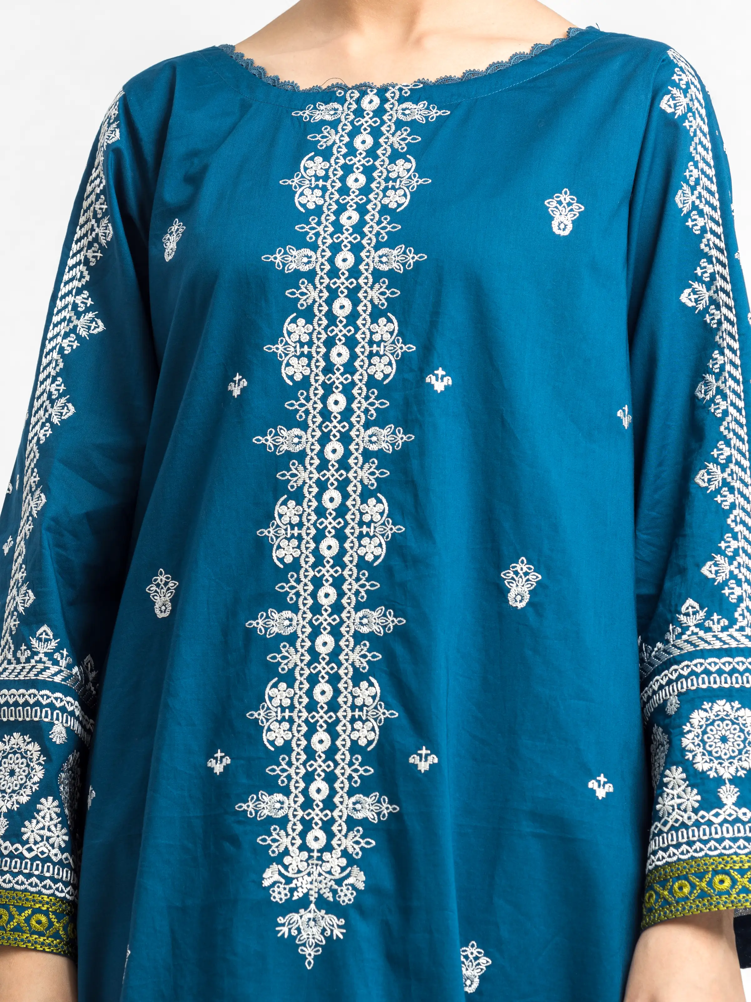 Pret Embroidered Cambric Suit - EWTKE24-81055-3P - Image 2