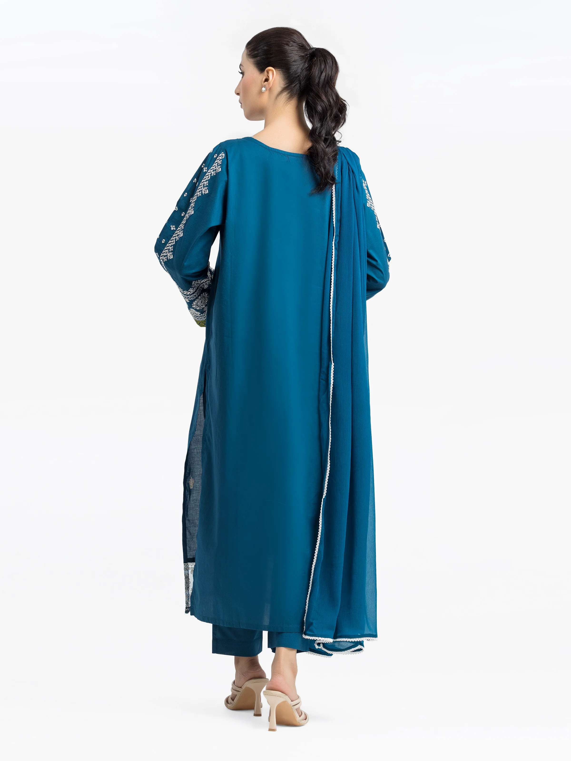 Pret Embroidered Cambric Suit - EWTKE24-81055-3P - Image 4