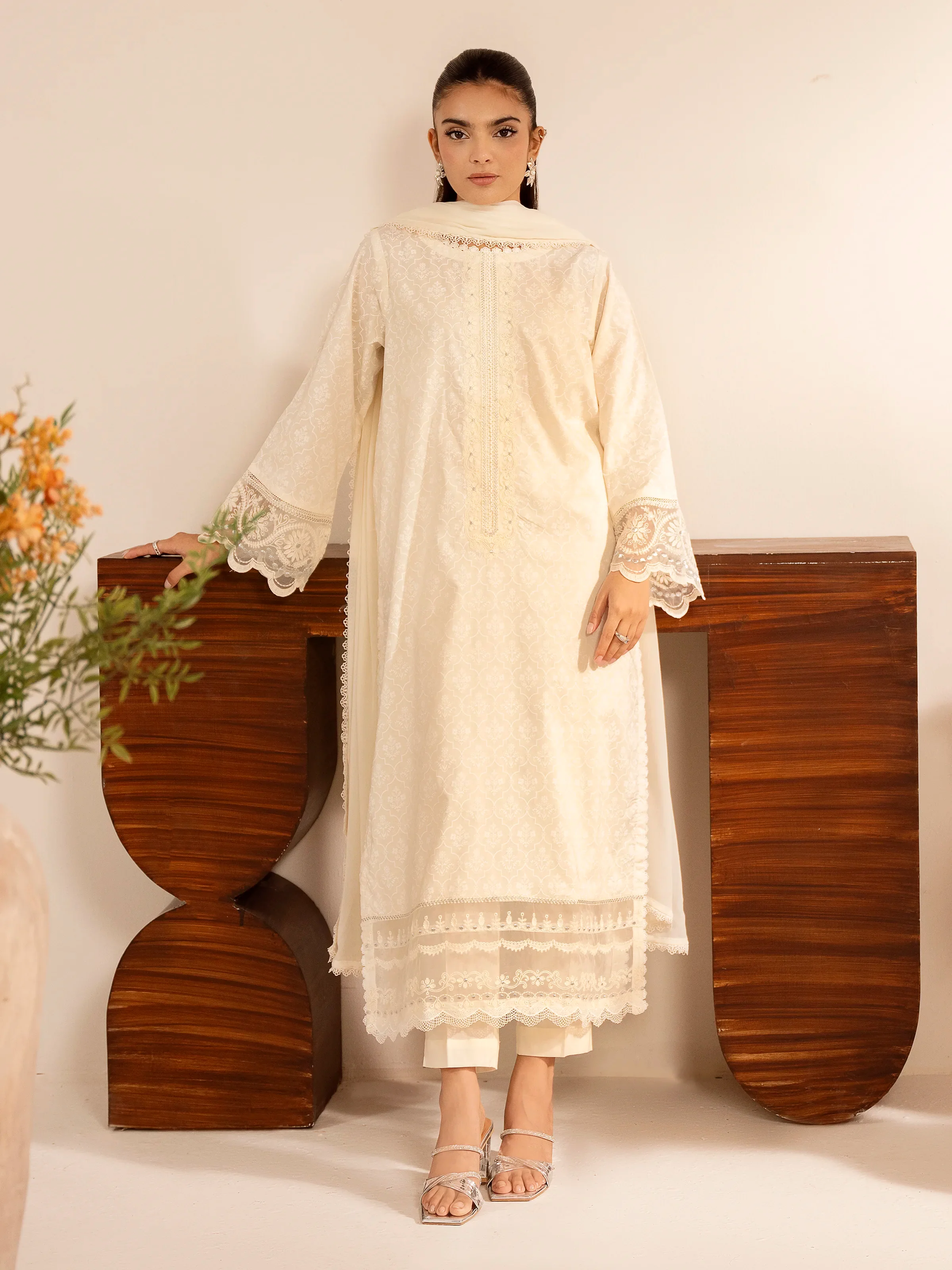 Pret Embroidered Cambric Suit - EWTKE24-81058-3P - Image 2