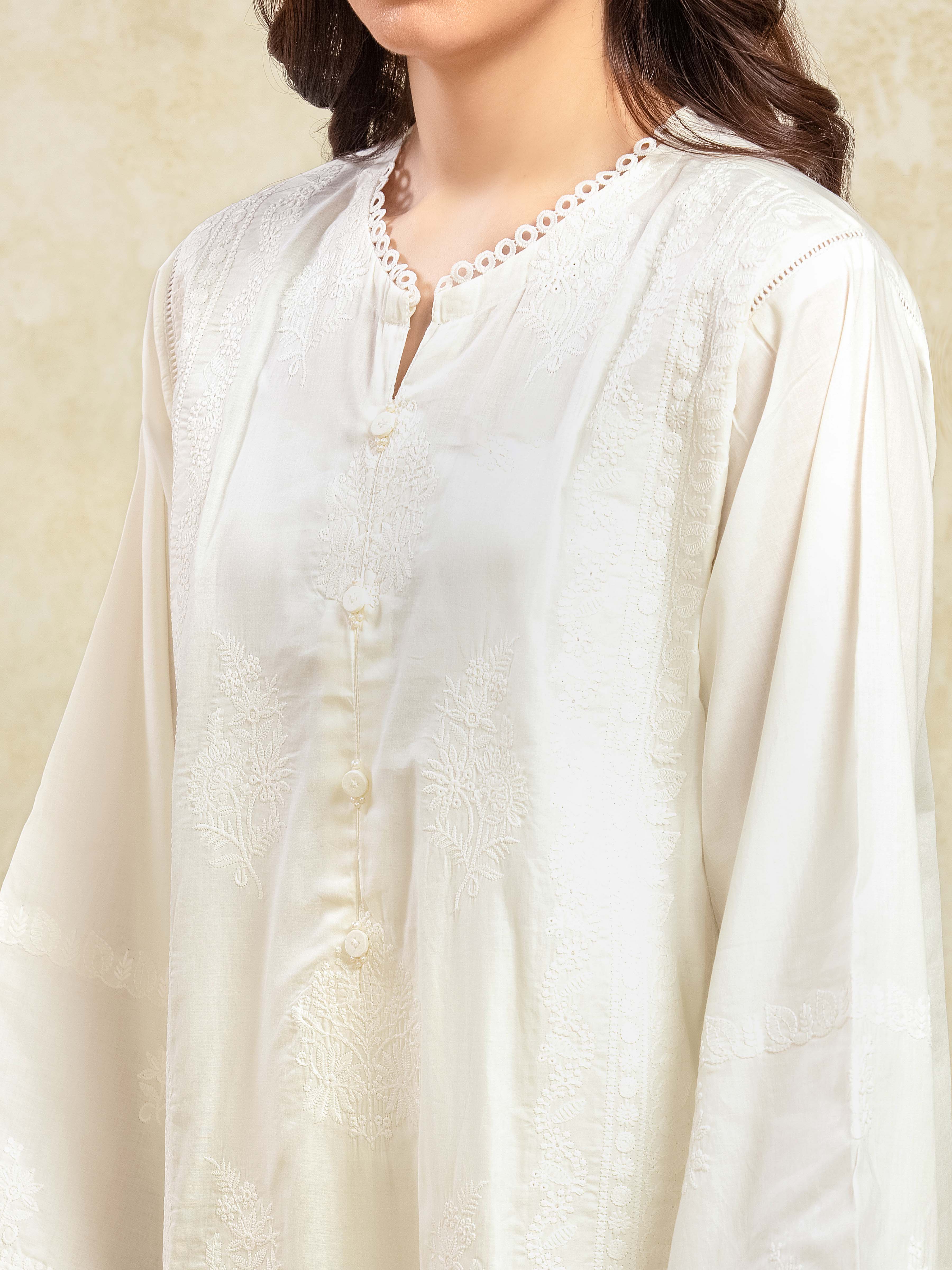 Pret Embroidered Cambric Suit - EWTKE5-81098-3P - Image 4