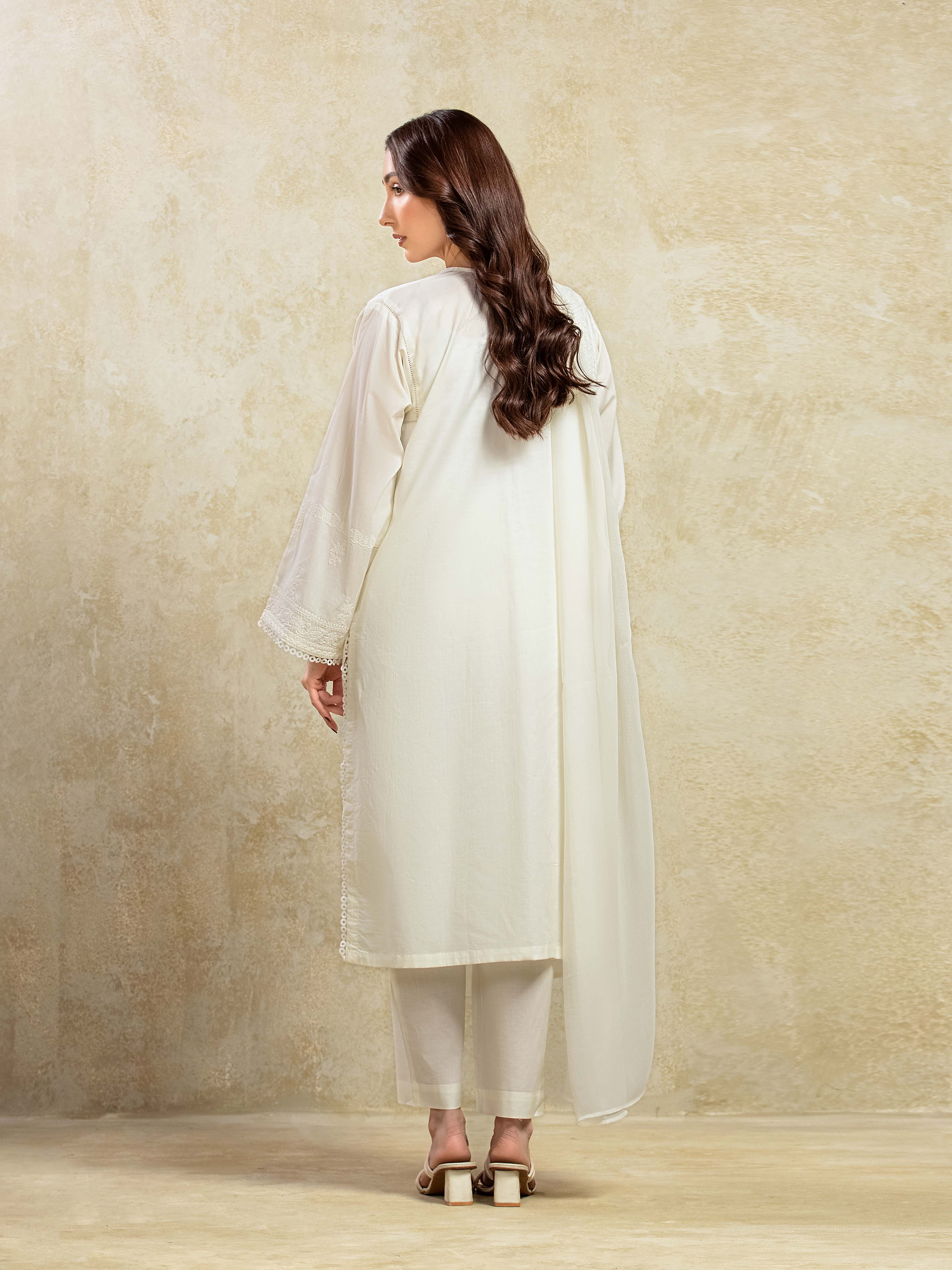 Pret Embroidered Cambric Suit - EWTKE5-81098-3P - Image 6