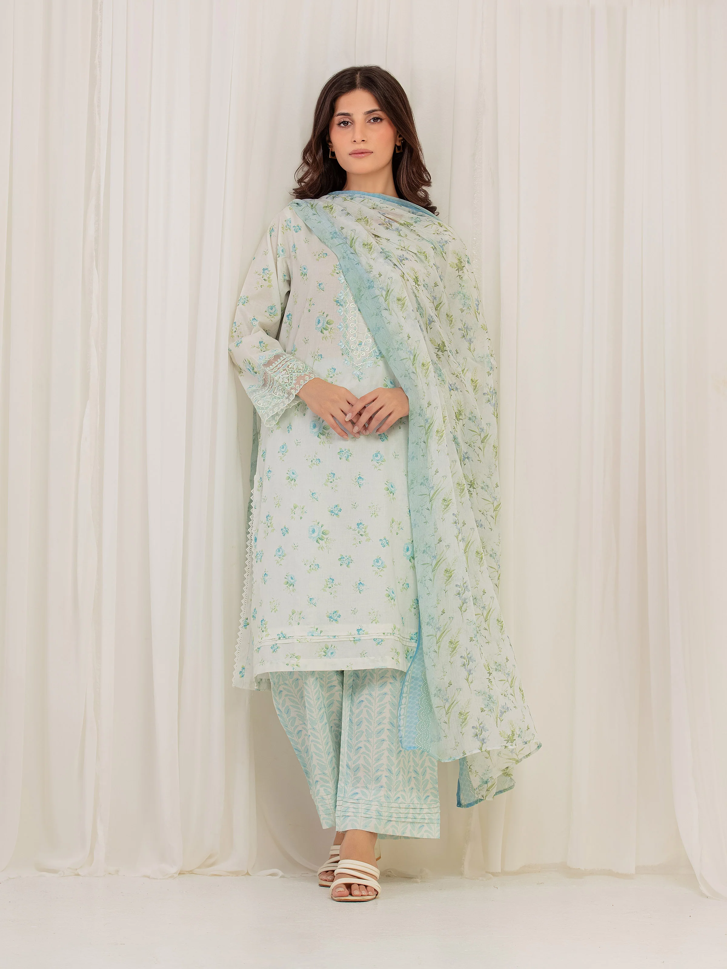 Pret Embroidered Cambric Suit - EWTKE5-81730-3P