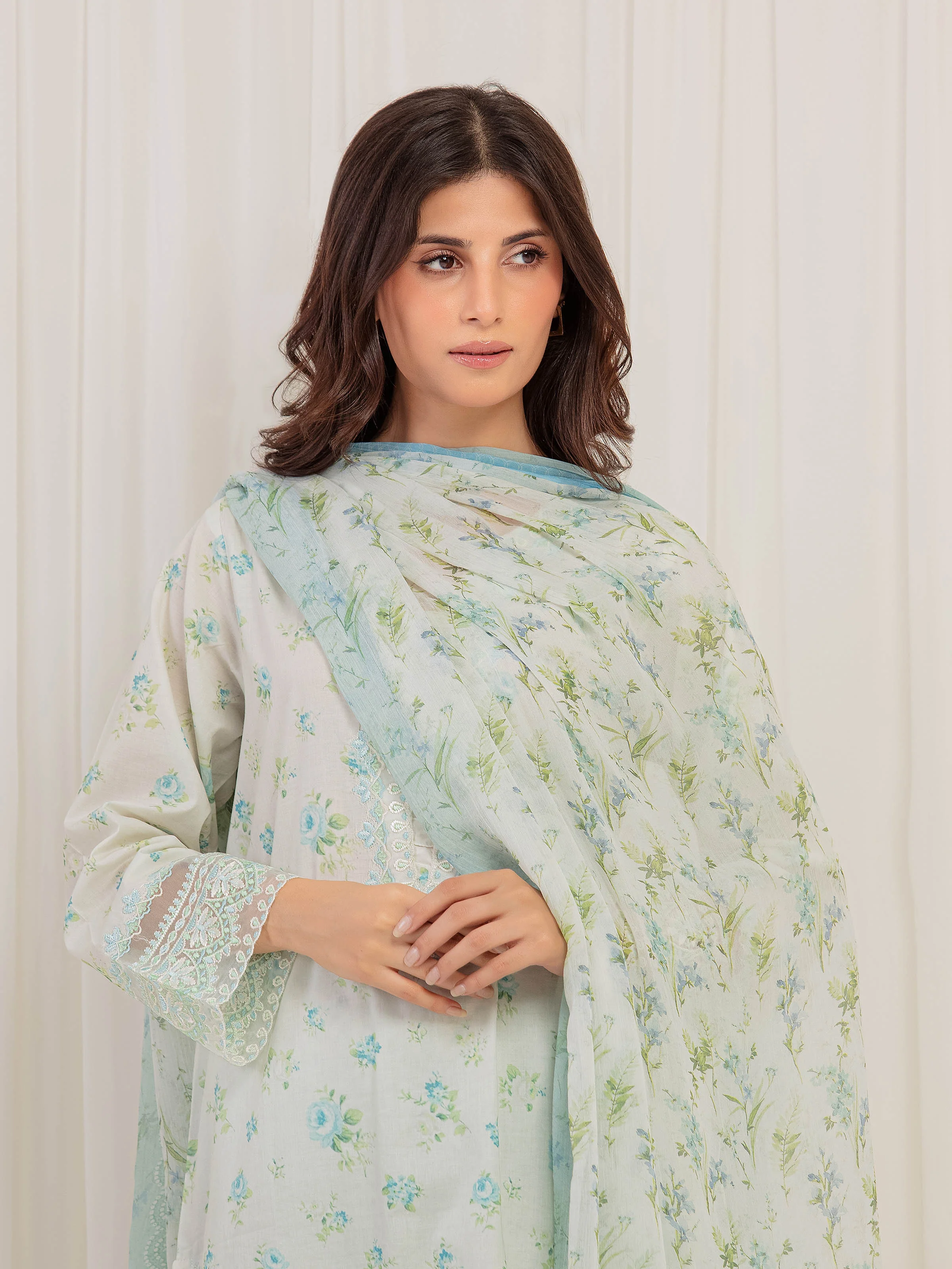 Pret Embroidered Cambric Suit - EWTKE5-81730-3P - Image 2