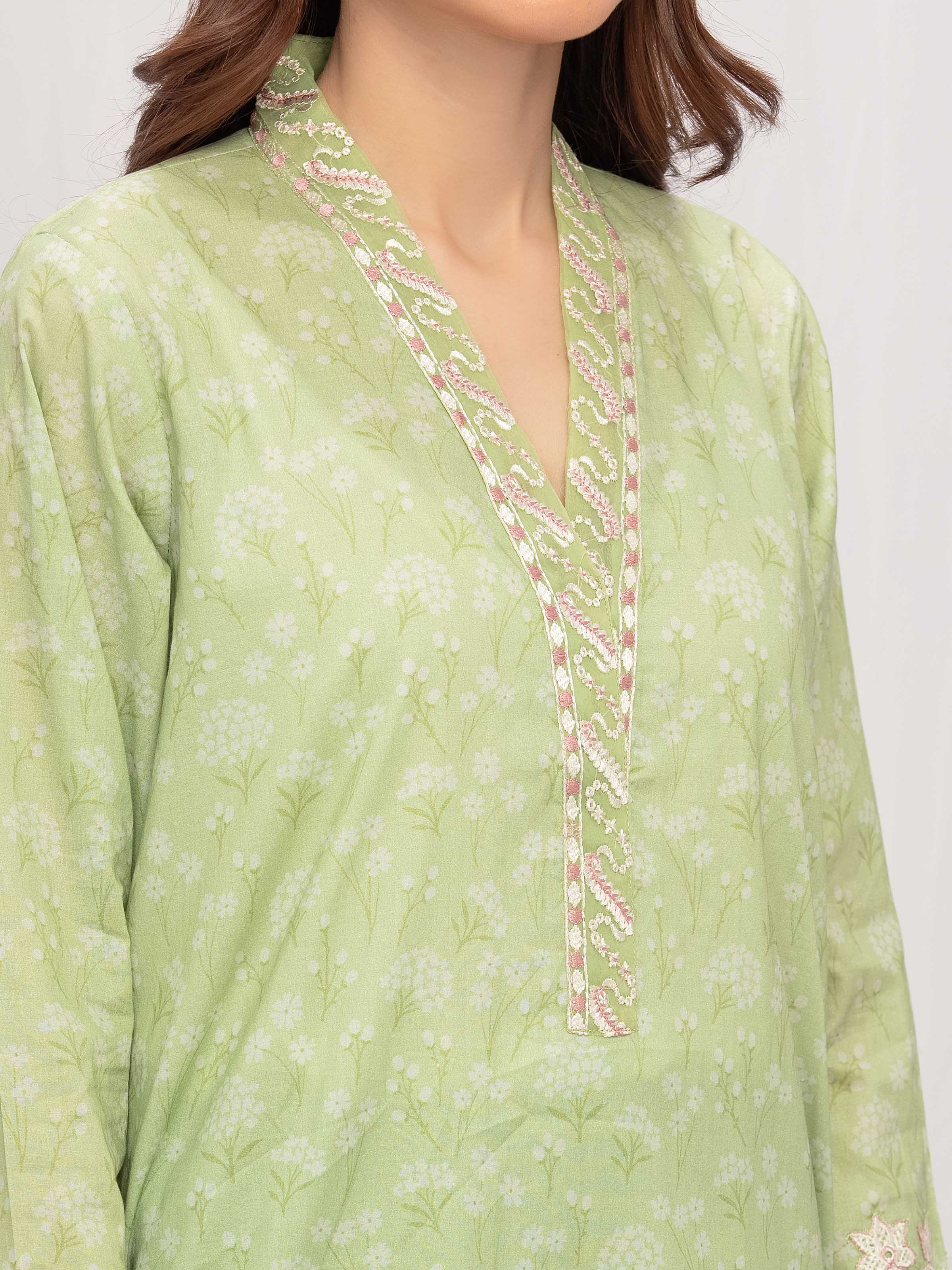Pret Embroidered Cambric Suit - EWTKE5-81735-3P - Image 3