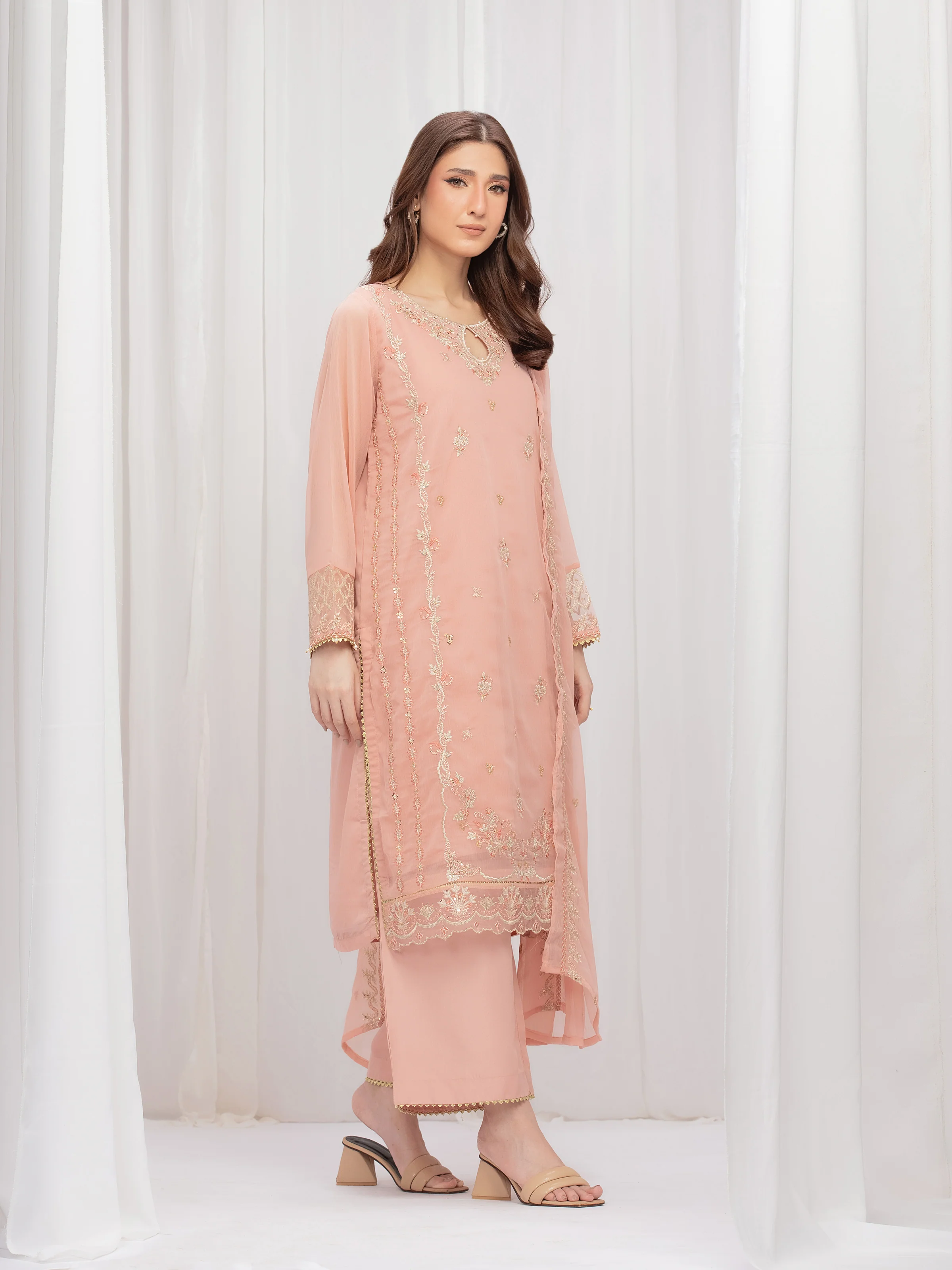 Pret Embroidered Chiffon Suit - EWTPLE5-00046-3P - Image 5