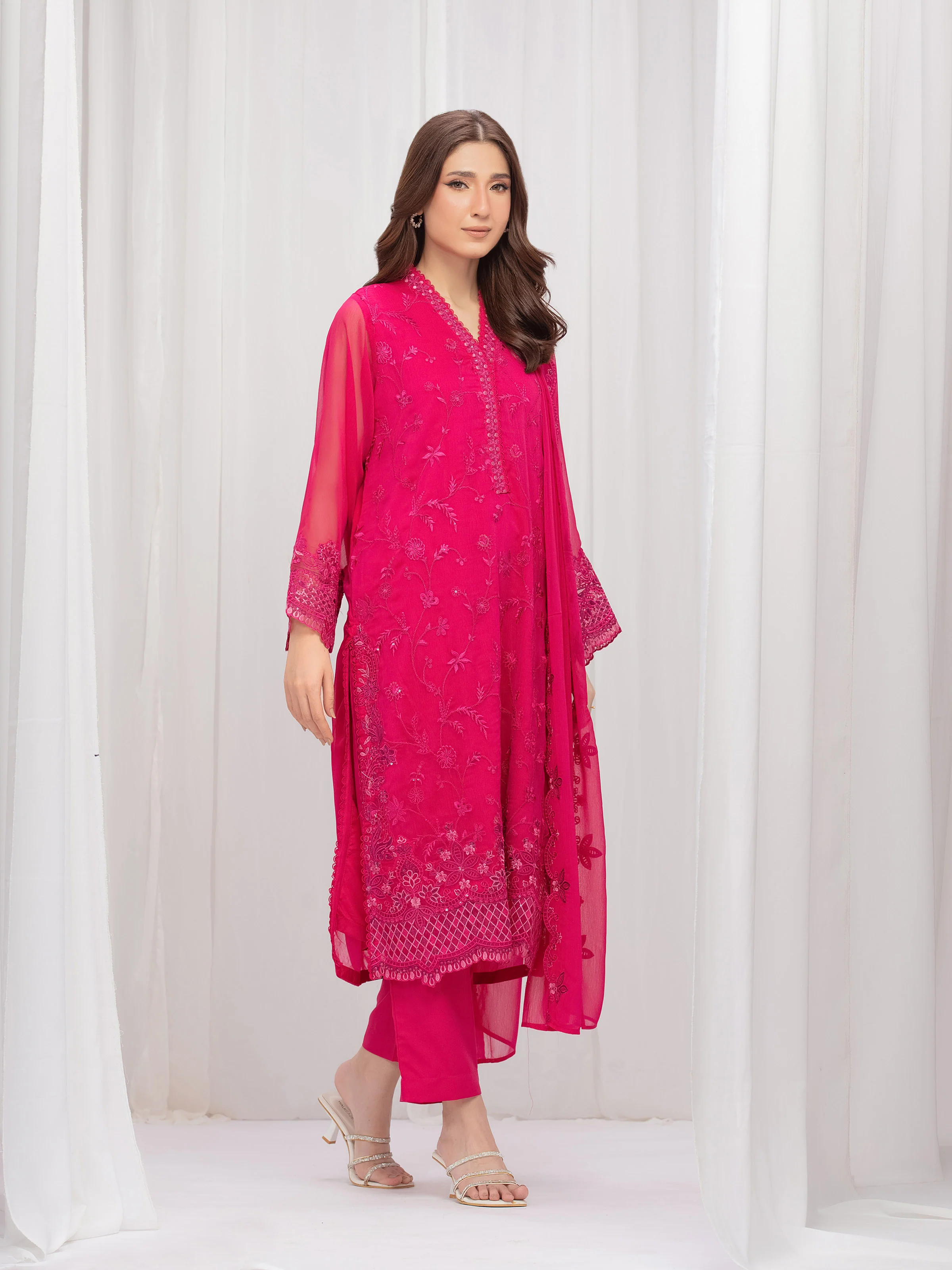 Pret Embroidered Chiffon Suit - EWTPLE5-00050-3P - Image 5