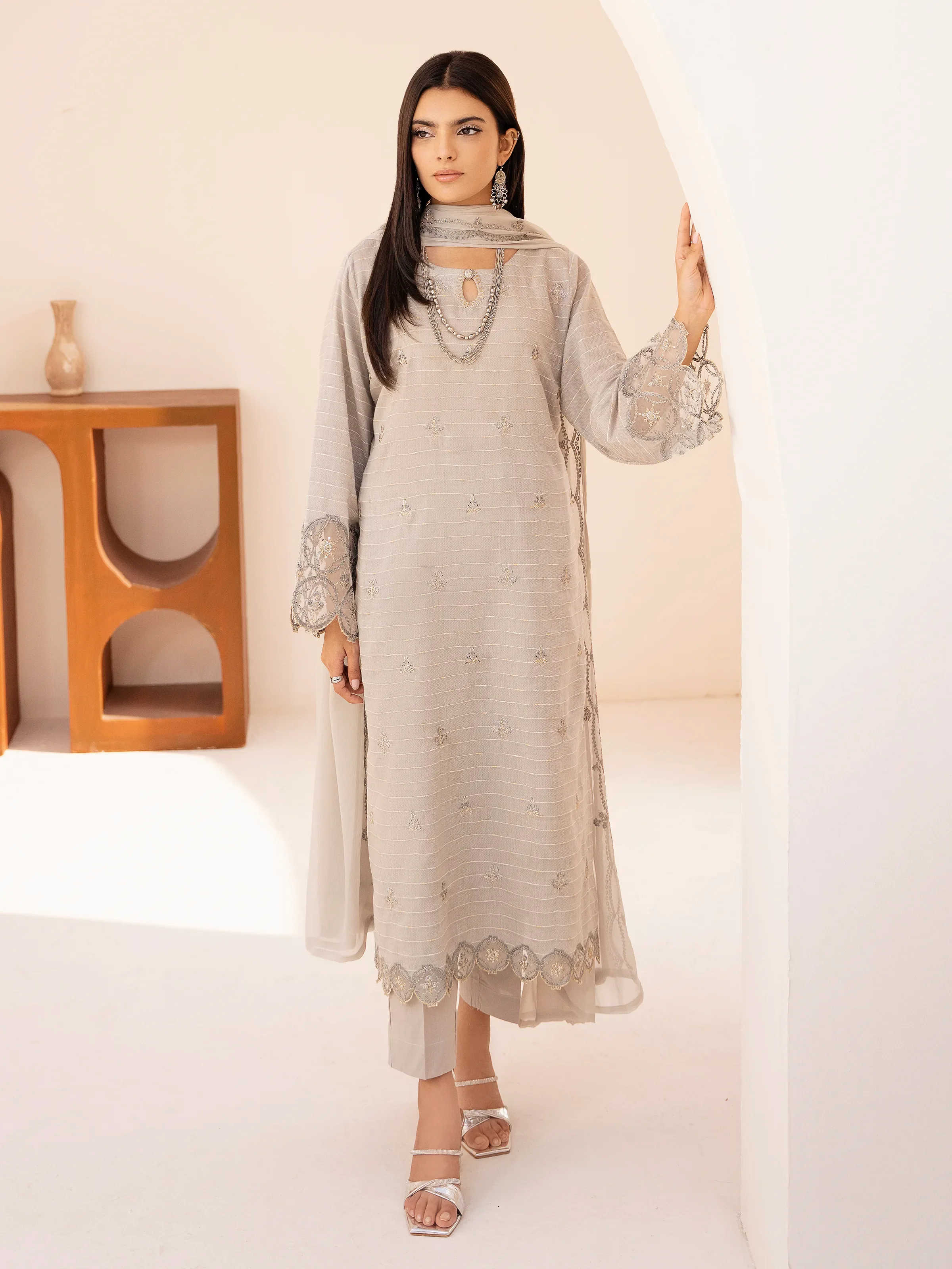 Pret Embroidered Dobby Suit - EWTKE24-80323-3P - Image 5