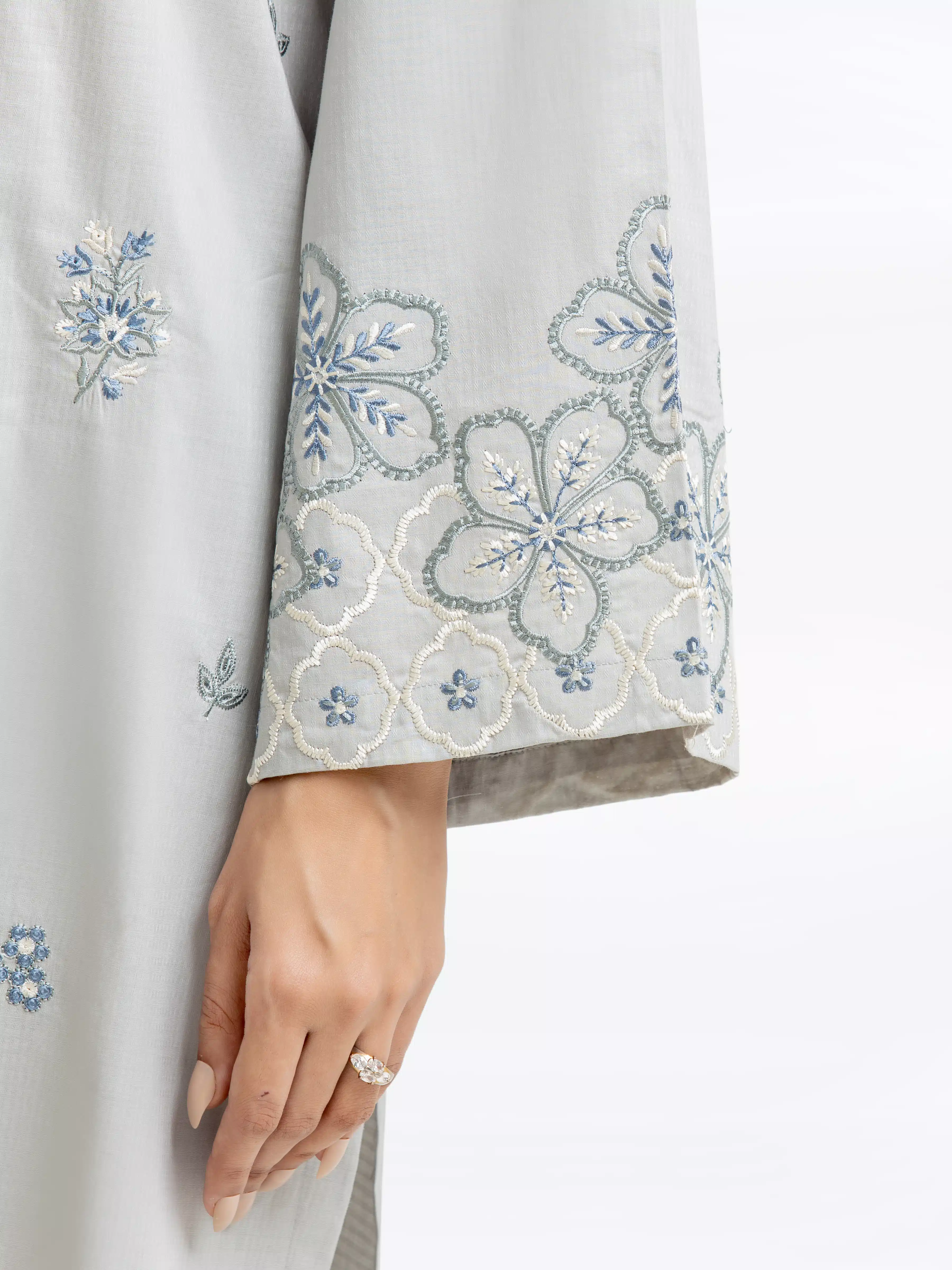Pret Embroidered Dobby Suit - EWTKE24-81327-3P - Image 4