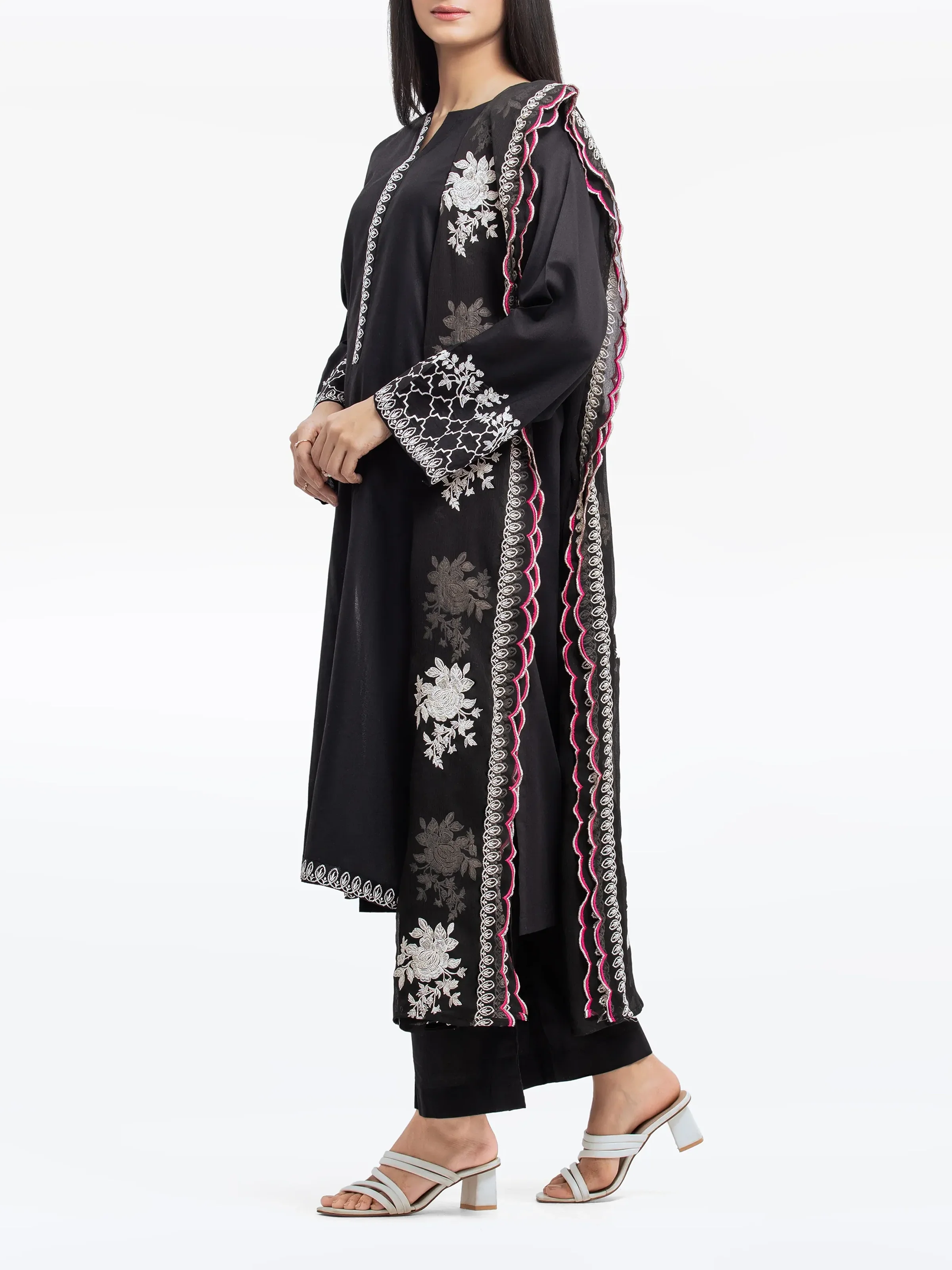 Pret Embroidered Dobby Suit - EWTKE24-81329-3P - Image 4