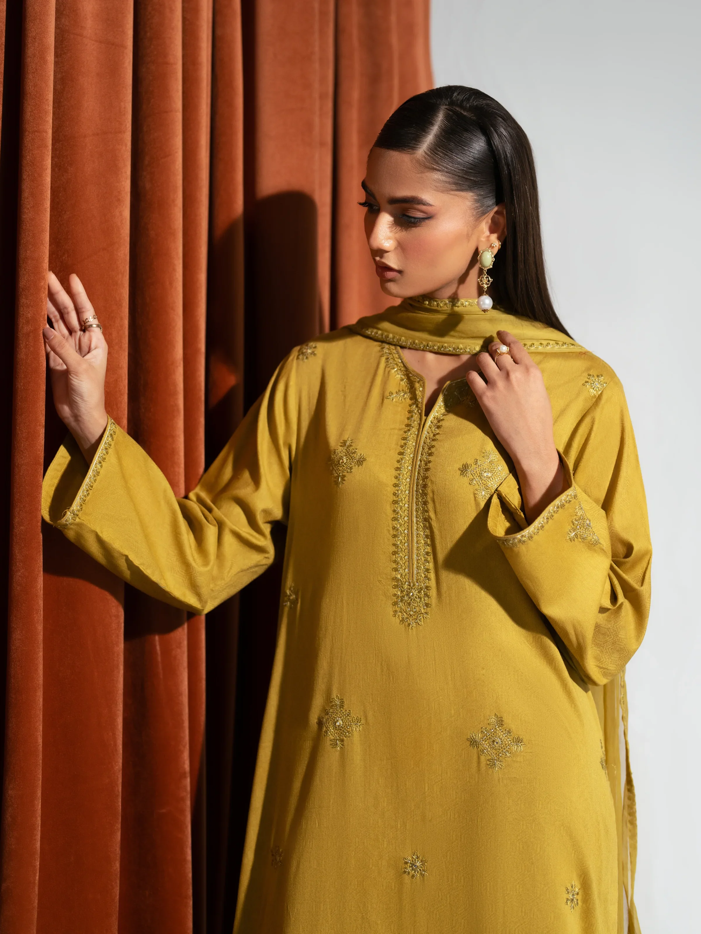 Pret Embroidered Dobby Suit - EWTKE24-81444-3P - Image 2