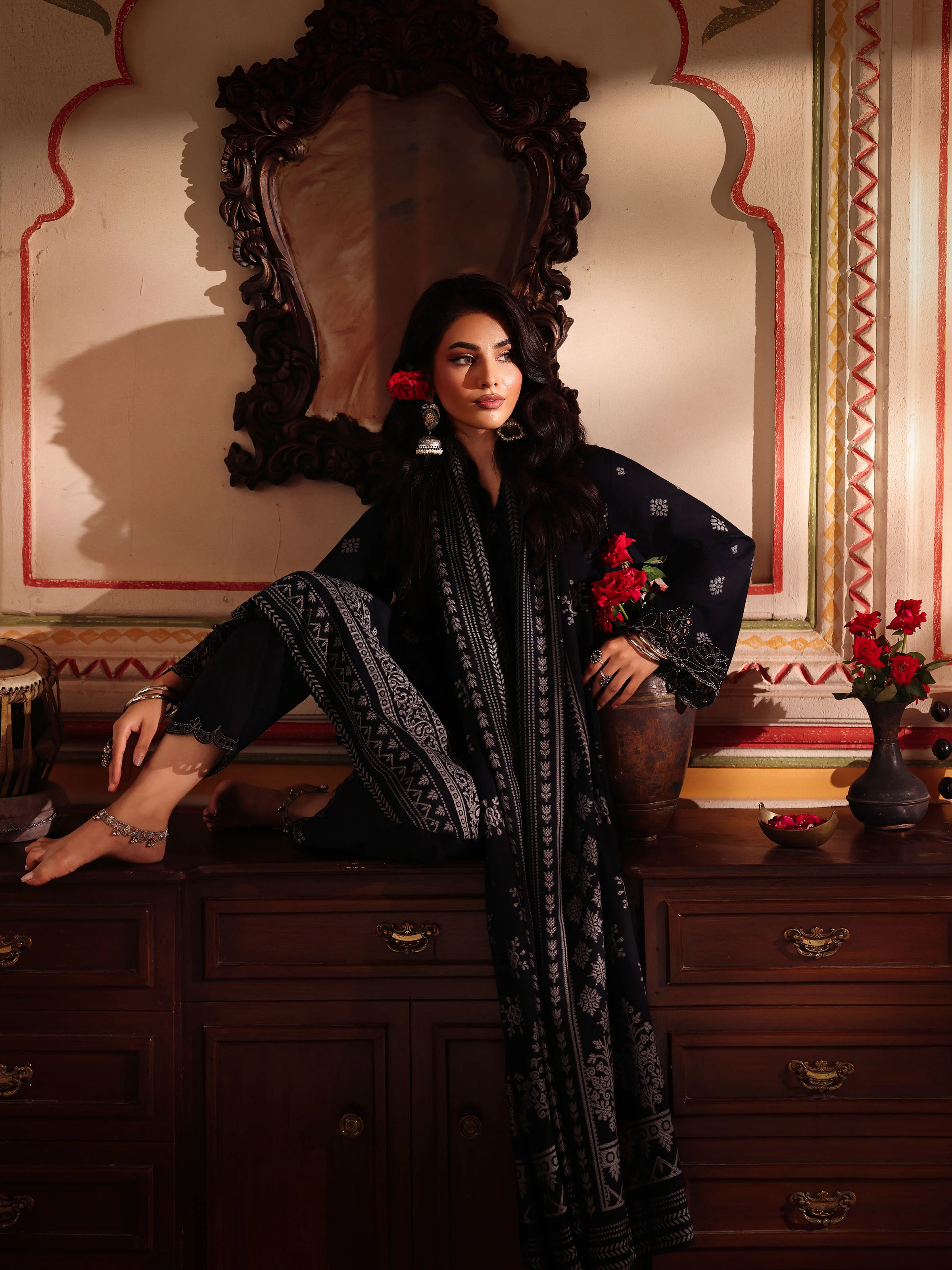 Pret Embroidered Jacquard Suit - EWTKE5-81081-3P - Image 6