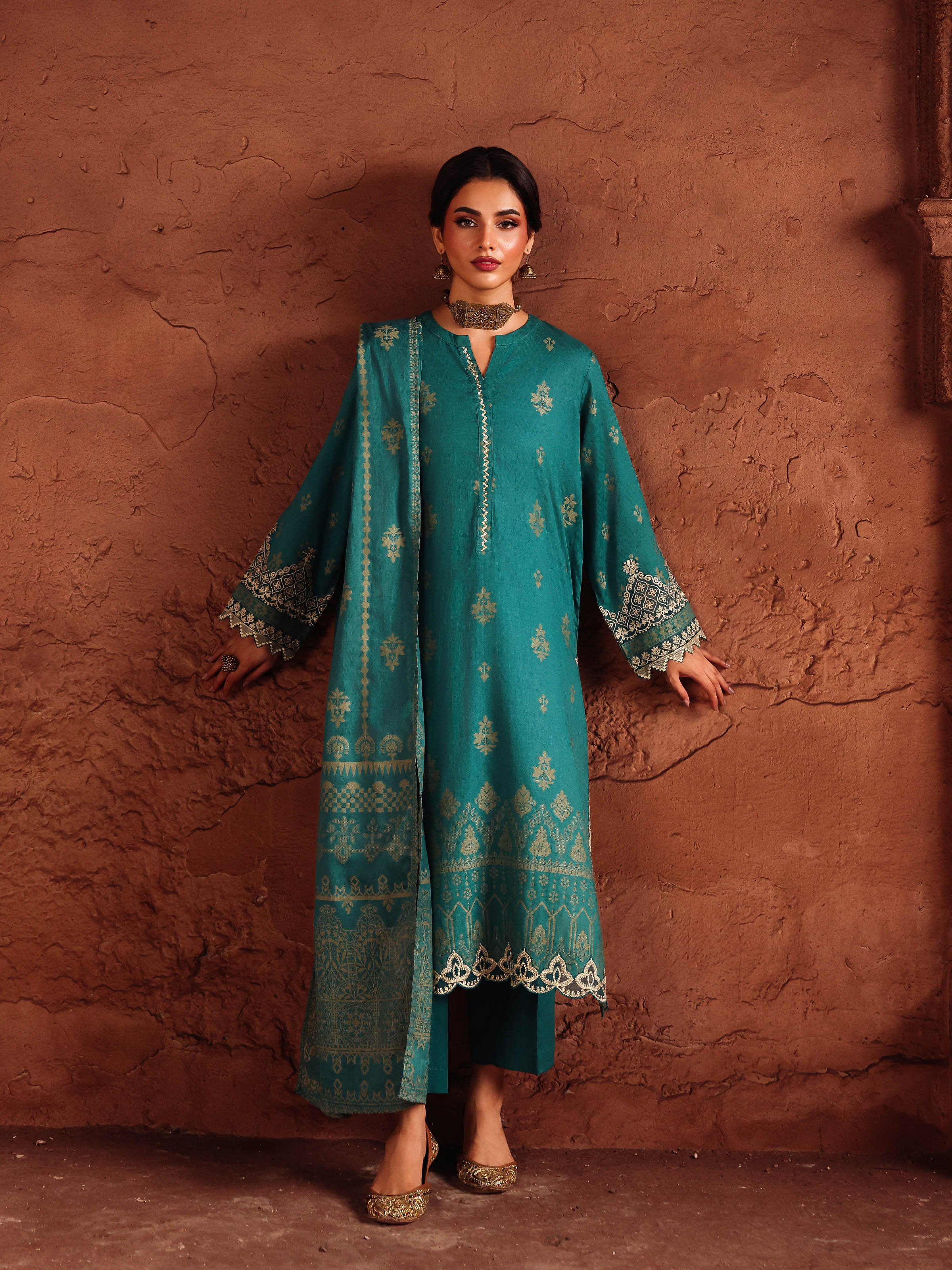 Pret Embroidered Jacquard Suit - EWTKE5-81086-3P - Image 2